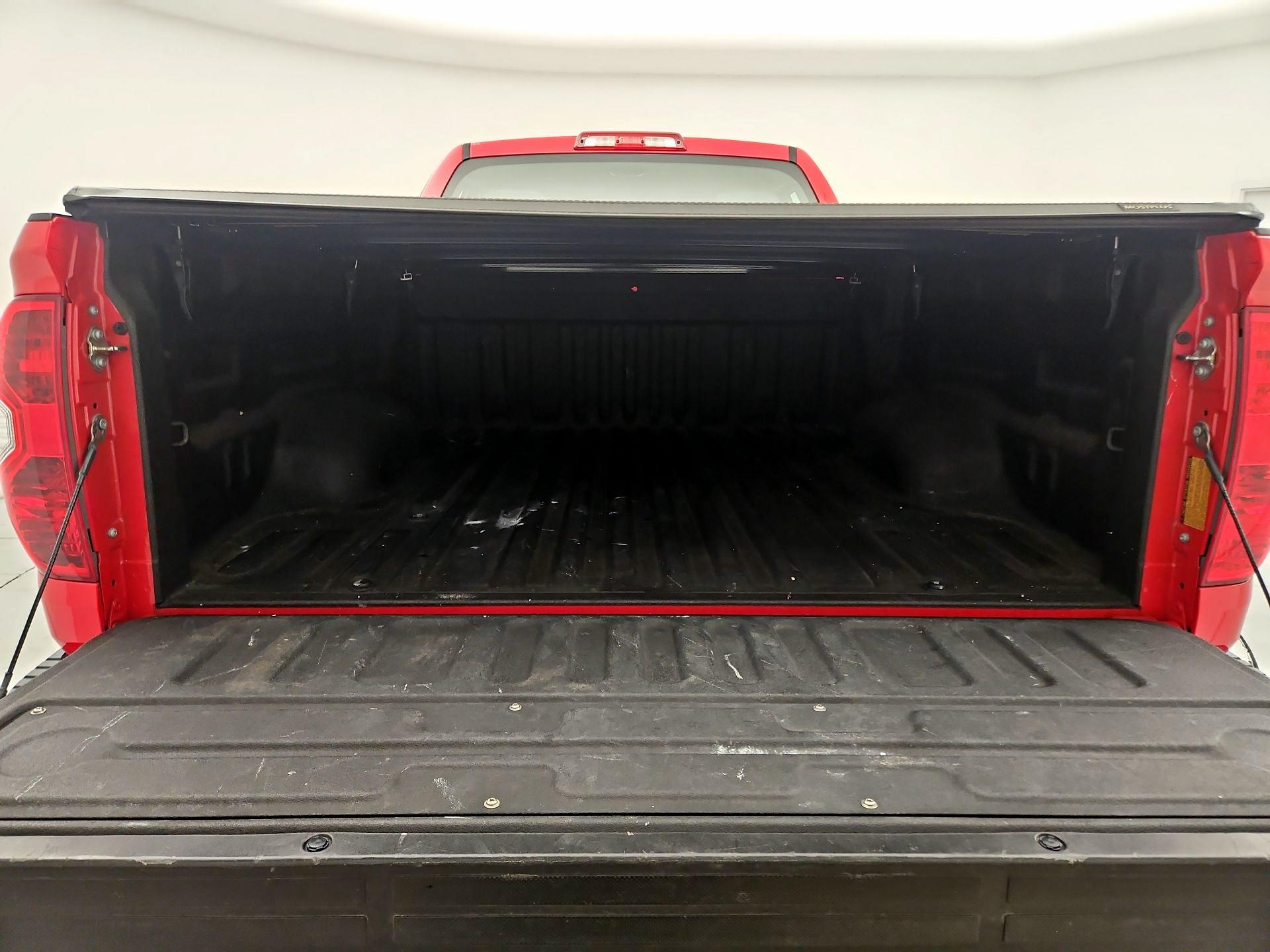Thumbnail: 2014 Toyota Tundra - 20