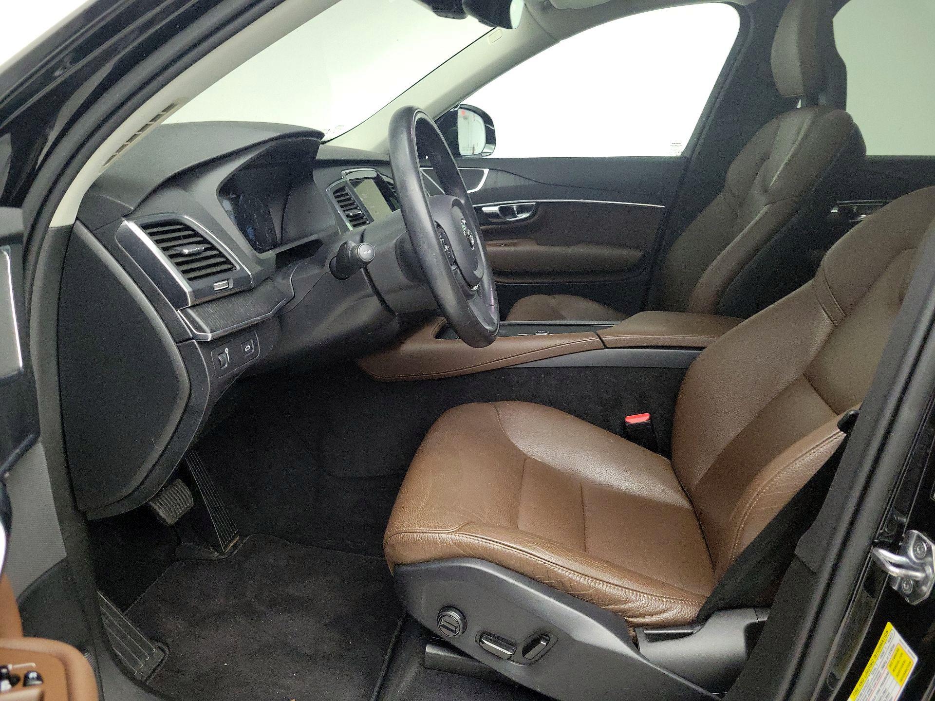 Thumbnail: 2020 Volvo XC90 - 11