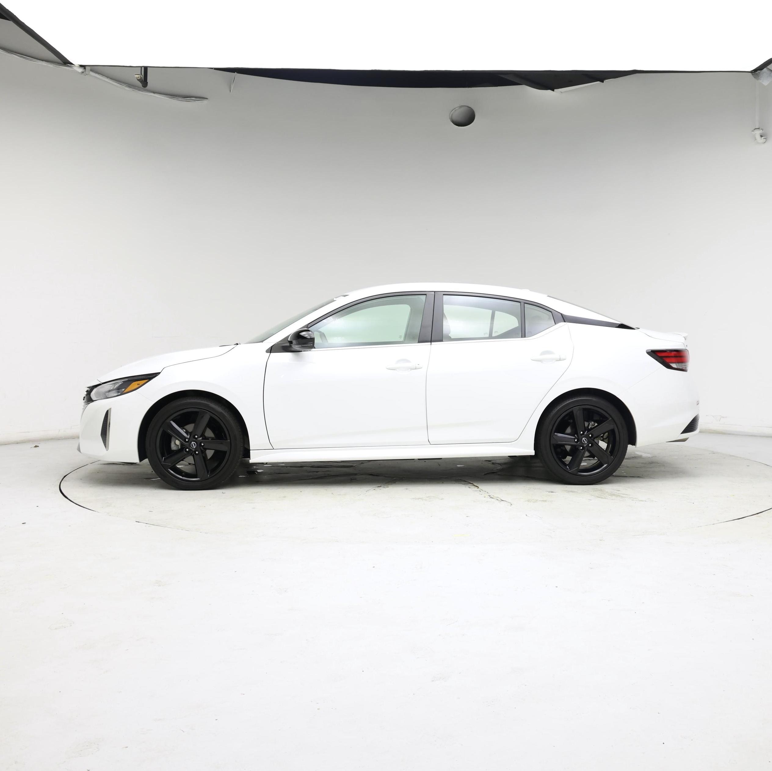 Thumbnail: 2024 Nissan Sentra - 3