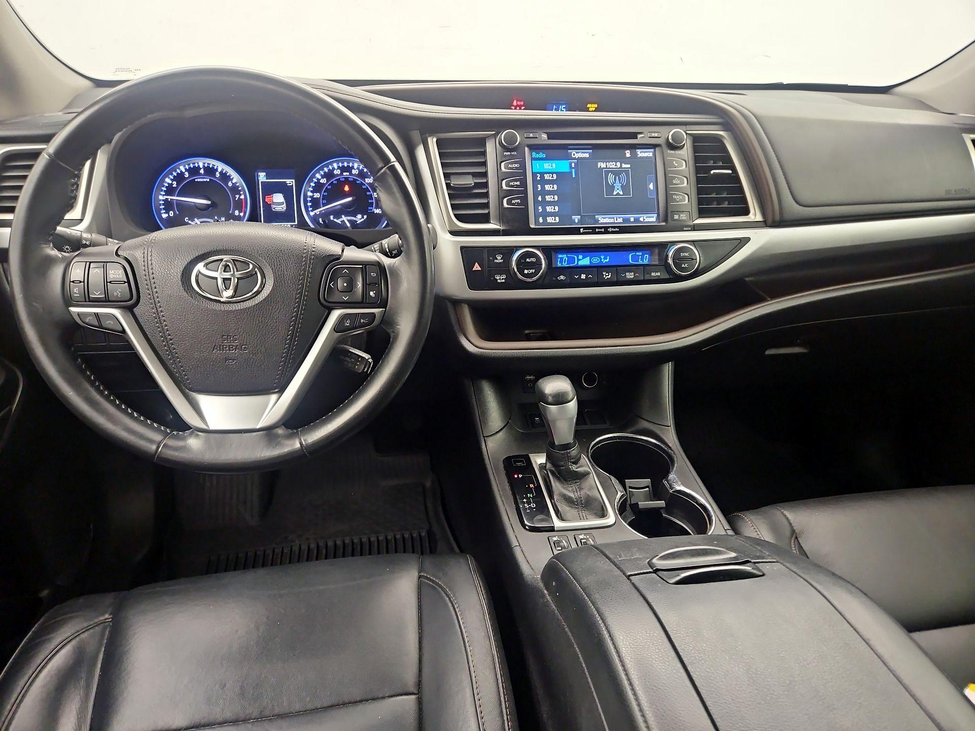 Thumbnail: 2017 Toyota Highlander - 9