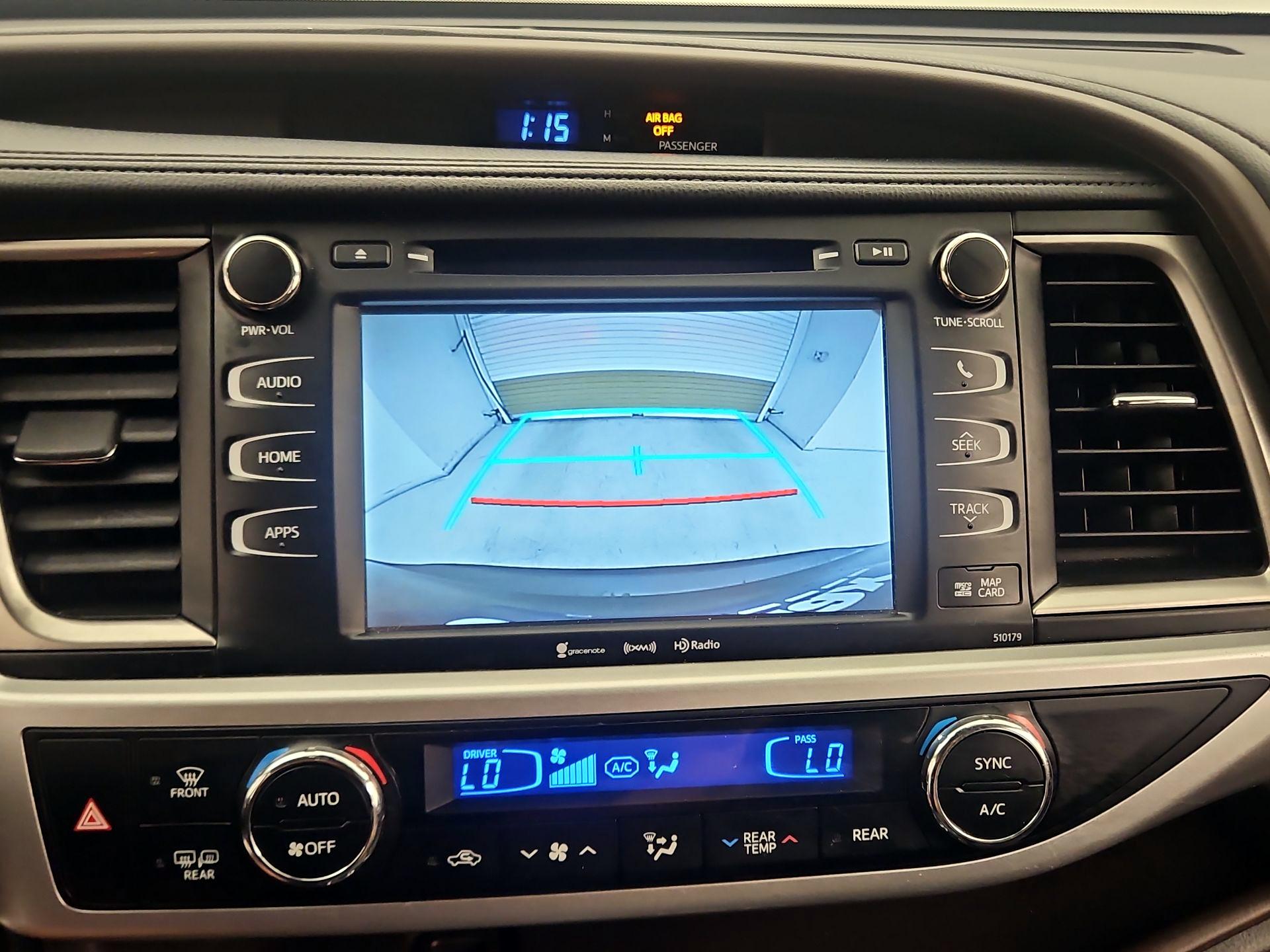 Thumbnail: 2017 Toyota Highlander - 14