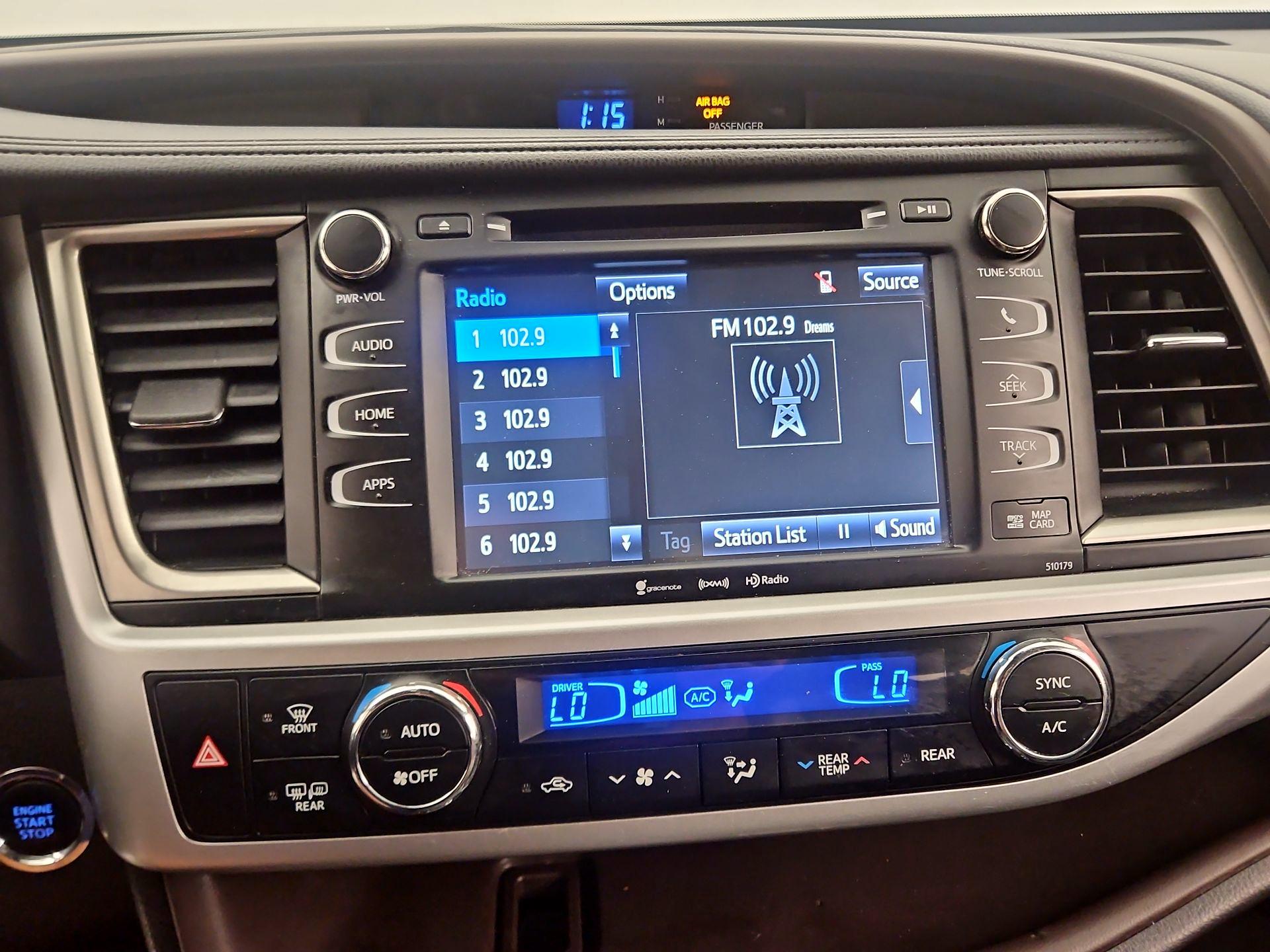 Thumbnail: 2017 Toyota Highlander - 15