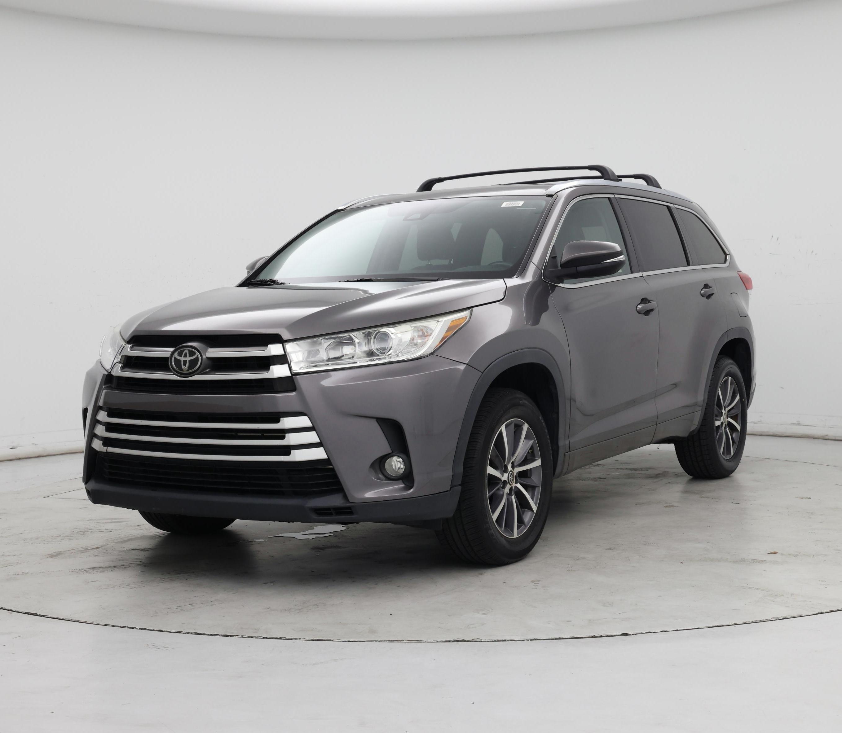 Thumbnail: 2017 Toyota Highlander - 4