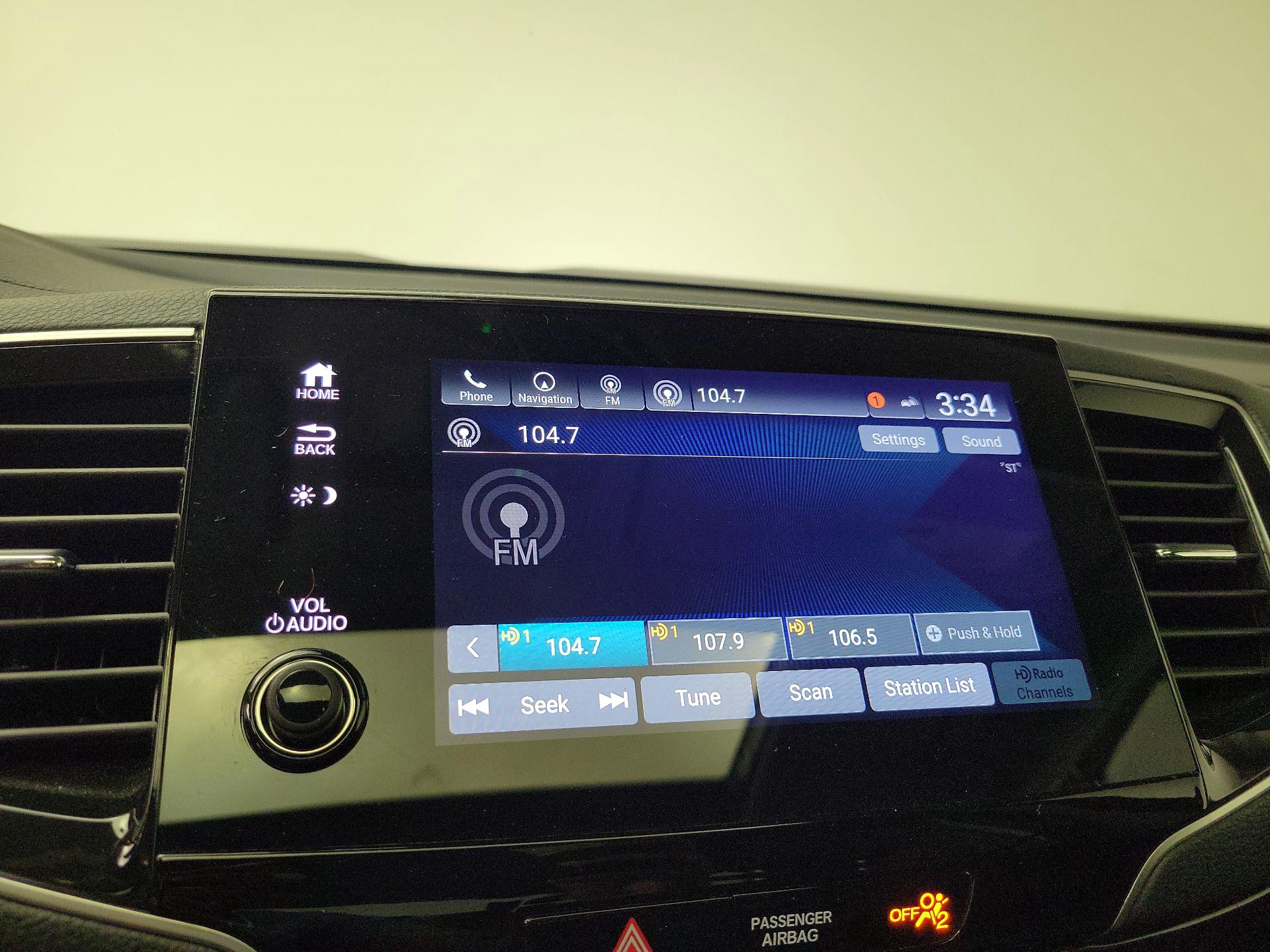 Thumbnail: 2020 Honda Pilot - 16