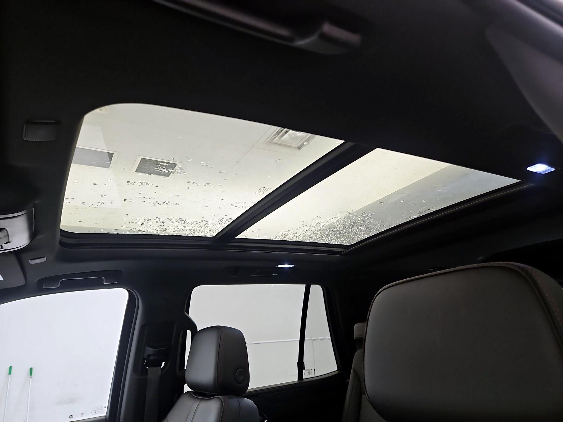 Thumbnail: 2021 Chevrolet Tahoe - 19