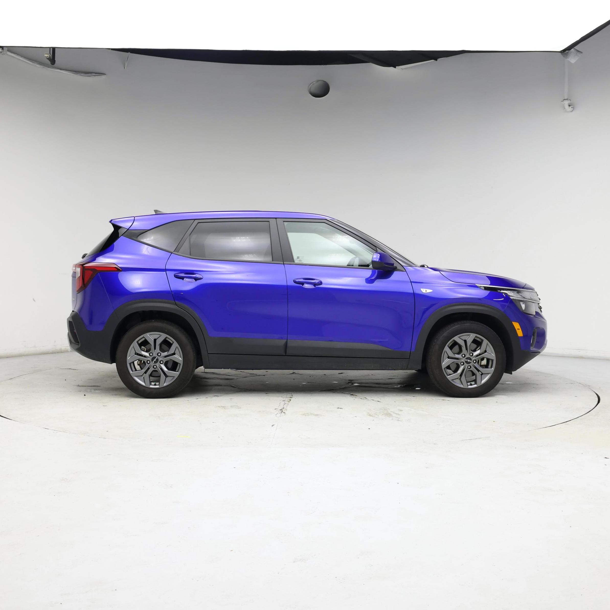 Thumbnail: 2024 Kia Seltos - 7