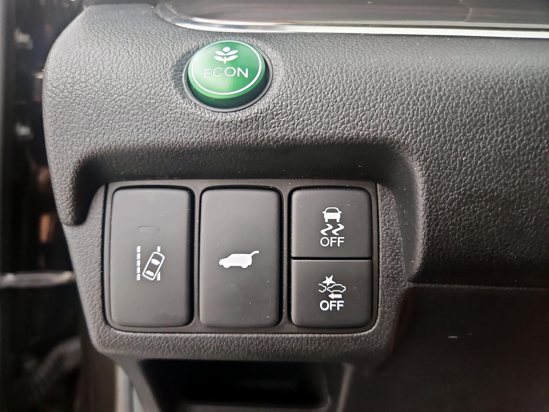 Thumbnail: 2015 Honda CR-V - 13