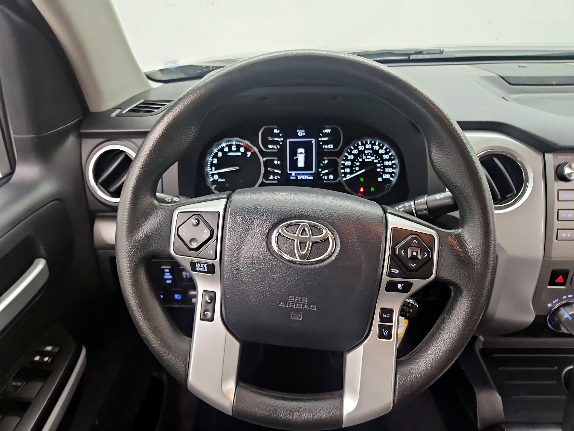 Thumbnail: 2018 Toyota Tundra - 10