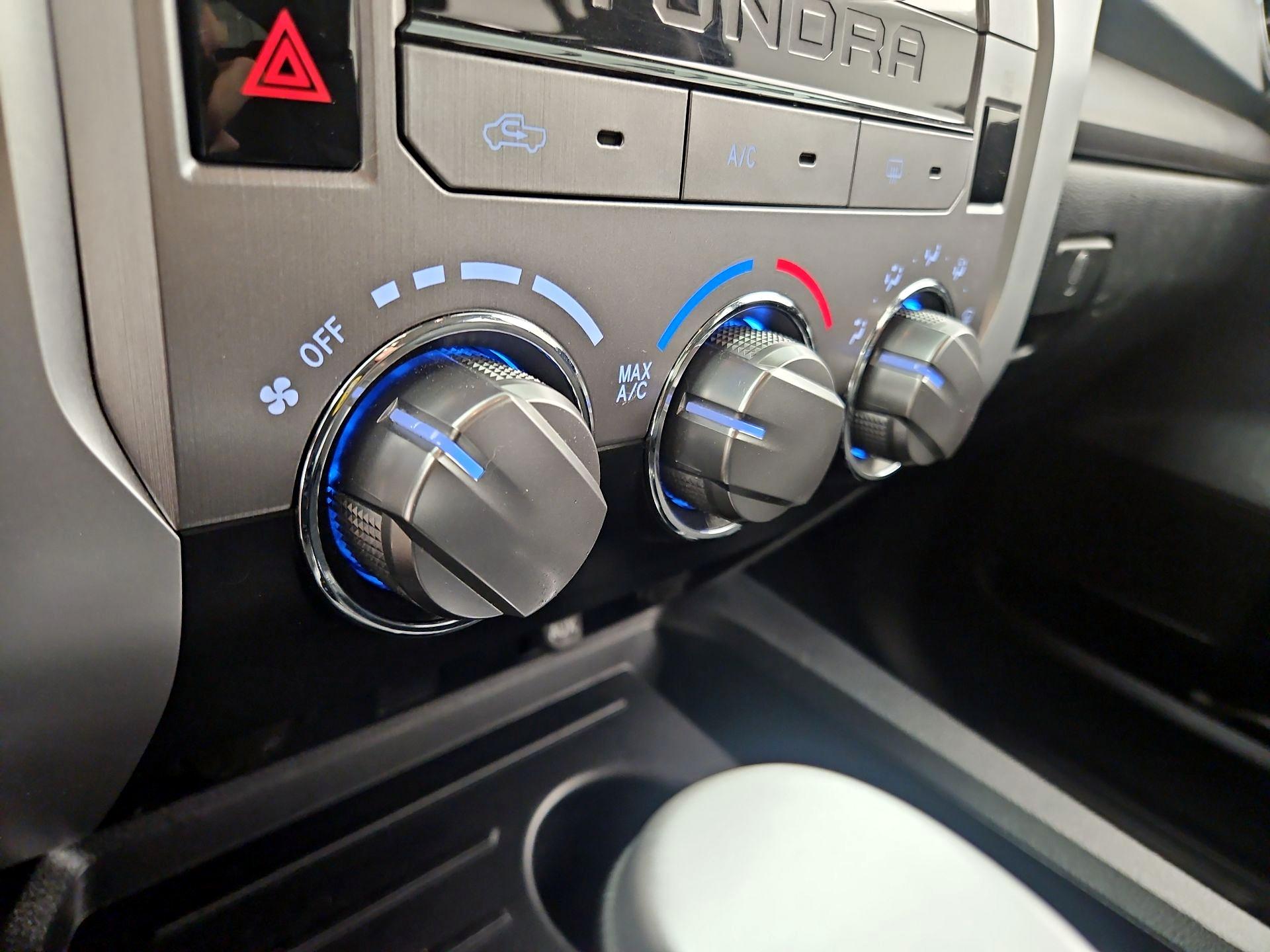Thumbnail: 2018 Toyota Tundra - 16