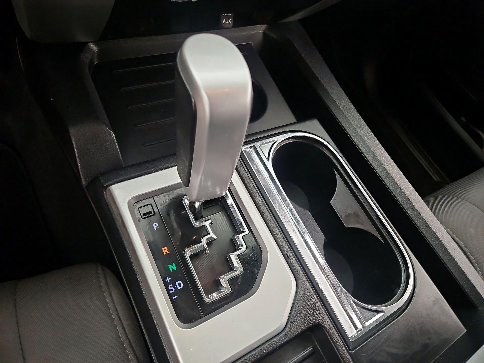 Thumbnail: 2018 Toyota Tundra - 17