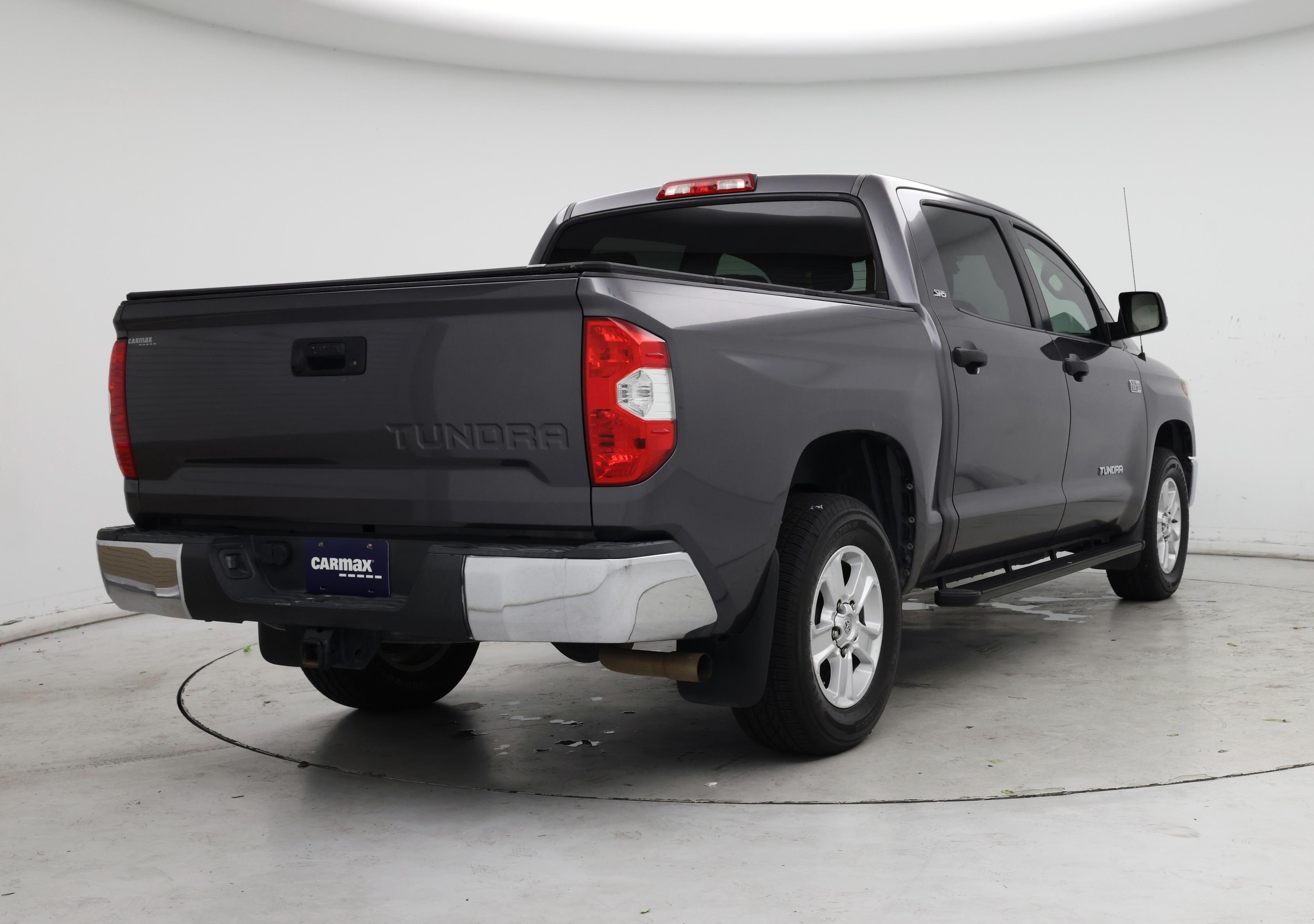Thumbnail: 2018 Toyota Tundra - 8
