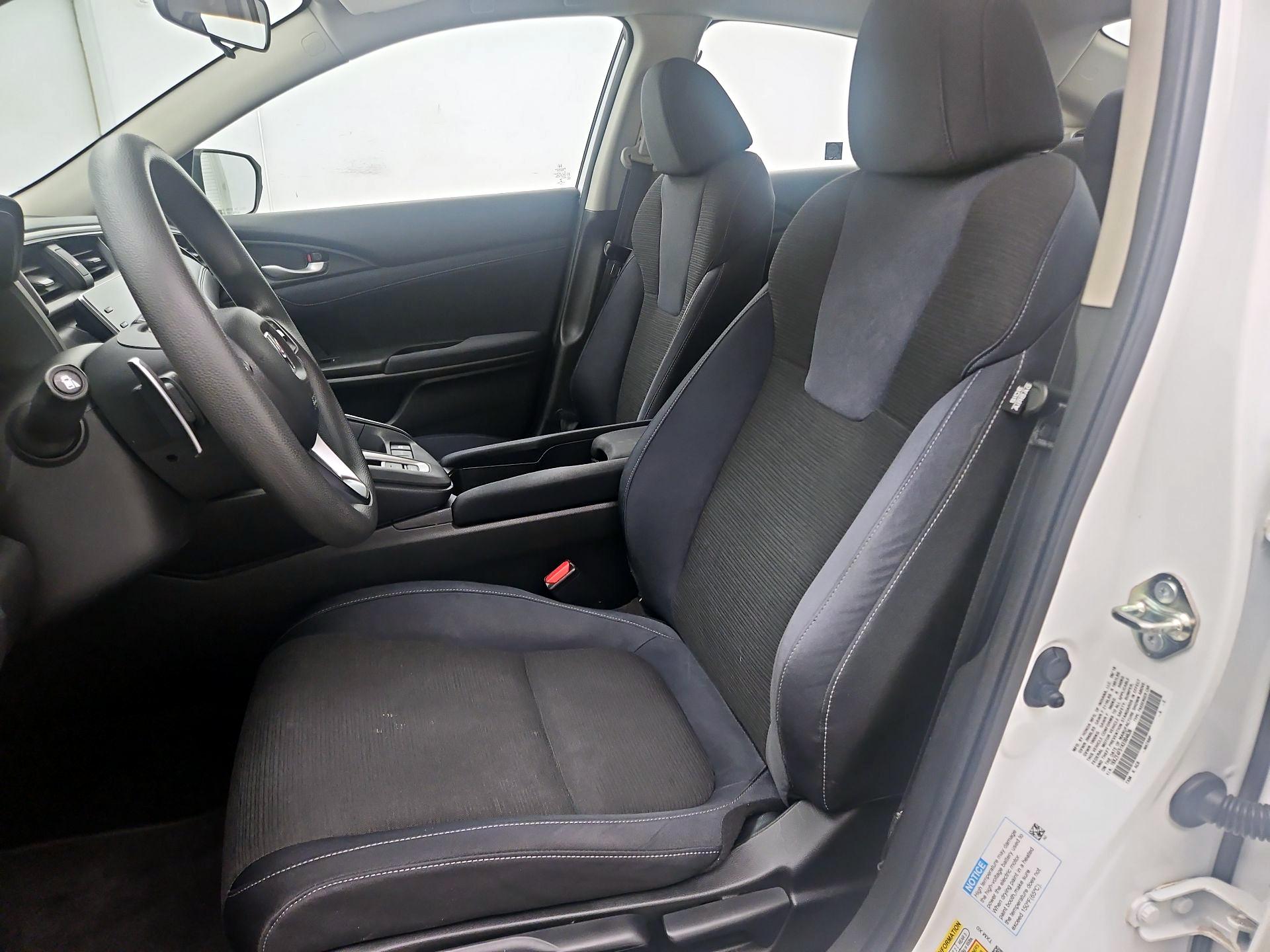 Thumbnail: 2019 Honda Insight - 11
