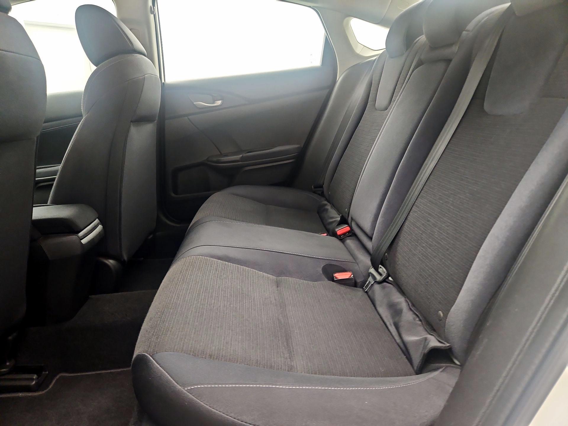 Thumbnail: 2019 Honda Insight - 19