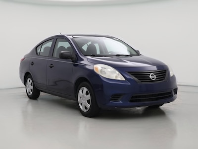 Blue 2014 Nissan Versa S