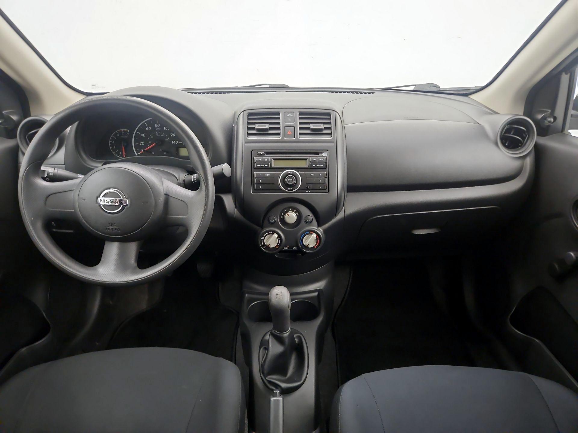 Thumbnail: 2014 Nissan Versa - 9