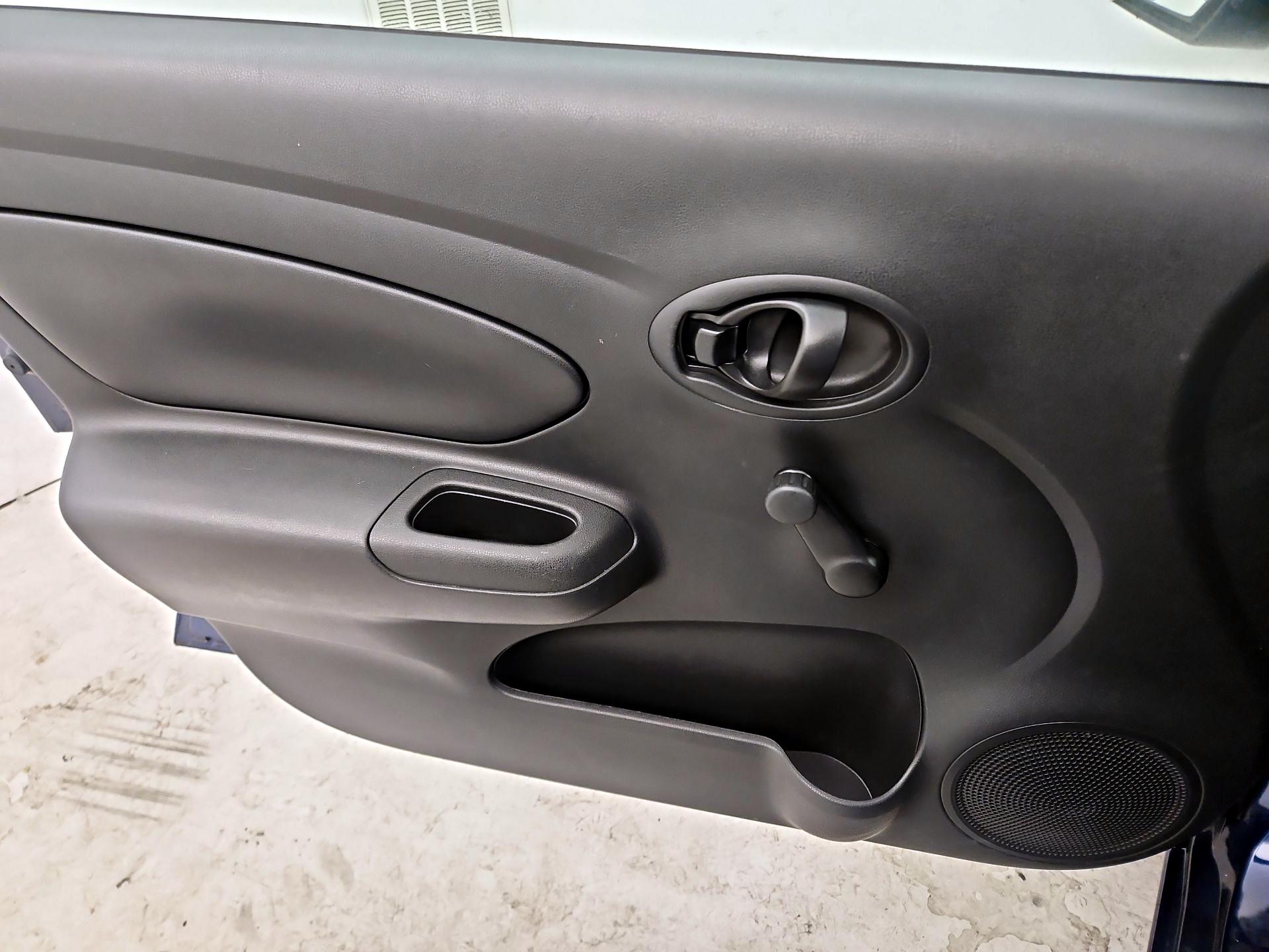 Thumbnail: 2014 Nissan Versa - 12