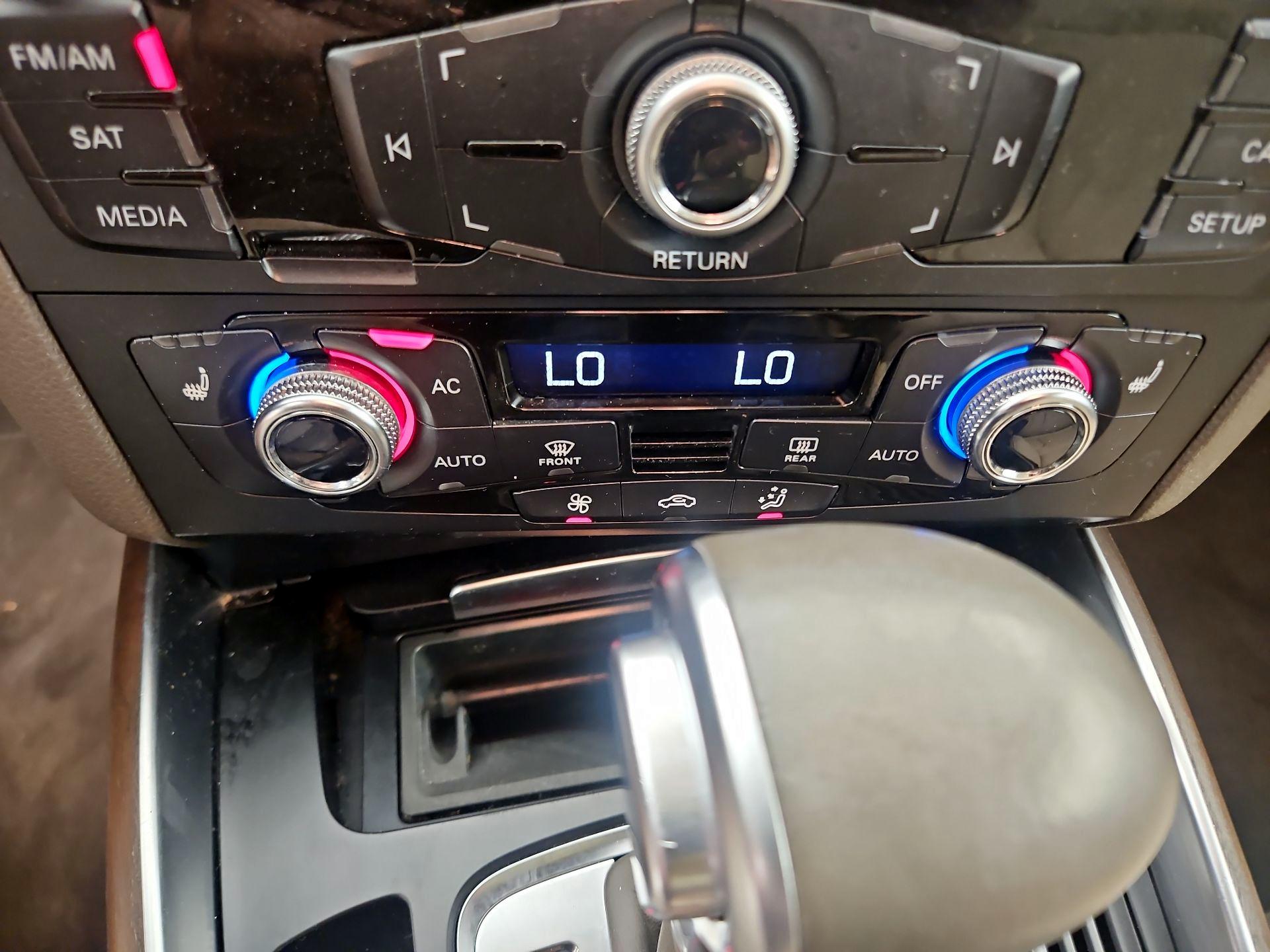 Thumbnail: 2014 Audi Q5 - 15