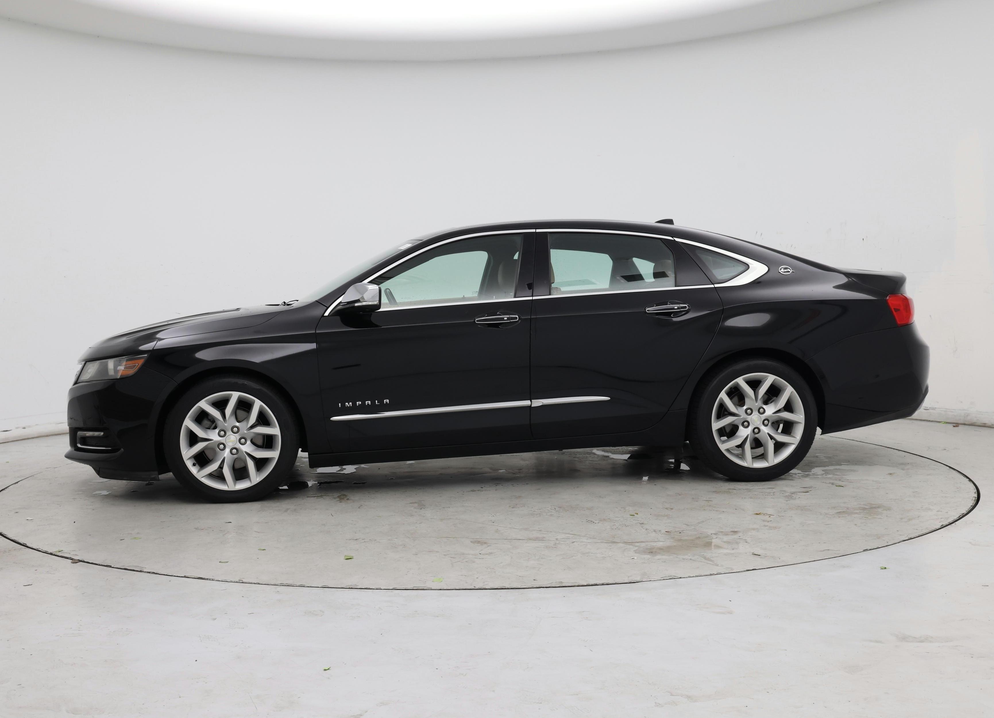 Thumbnail: 2014 Chevrolet Impala - 3