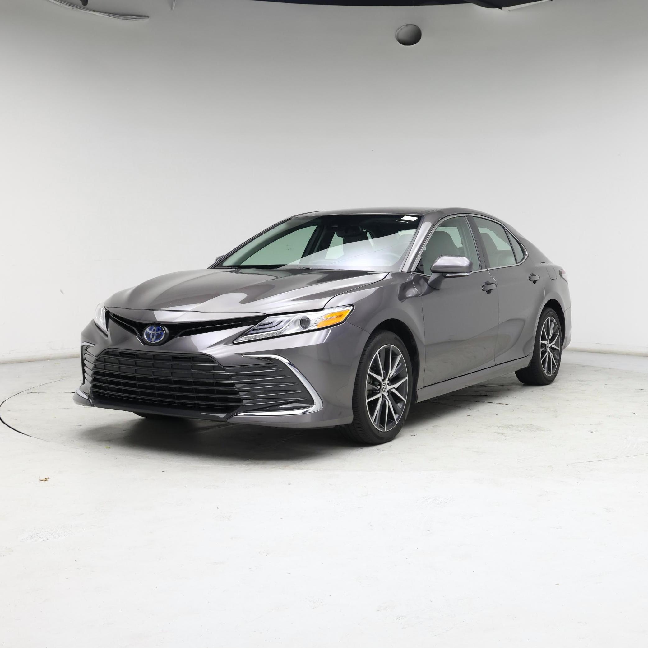 Thumbnail: 2022 Toyota Camry - 4