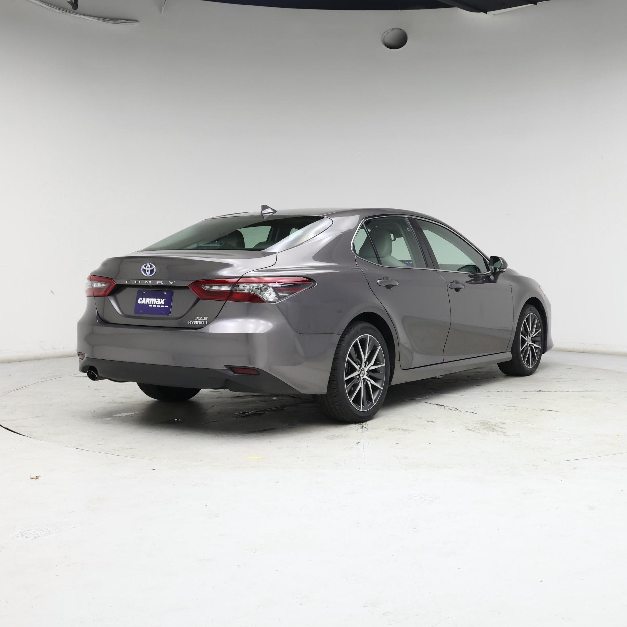 Thumbnail: 2022 Toyota Camry - 8