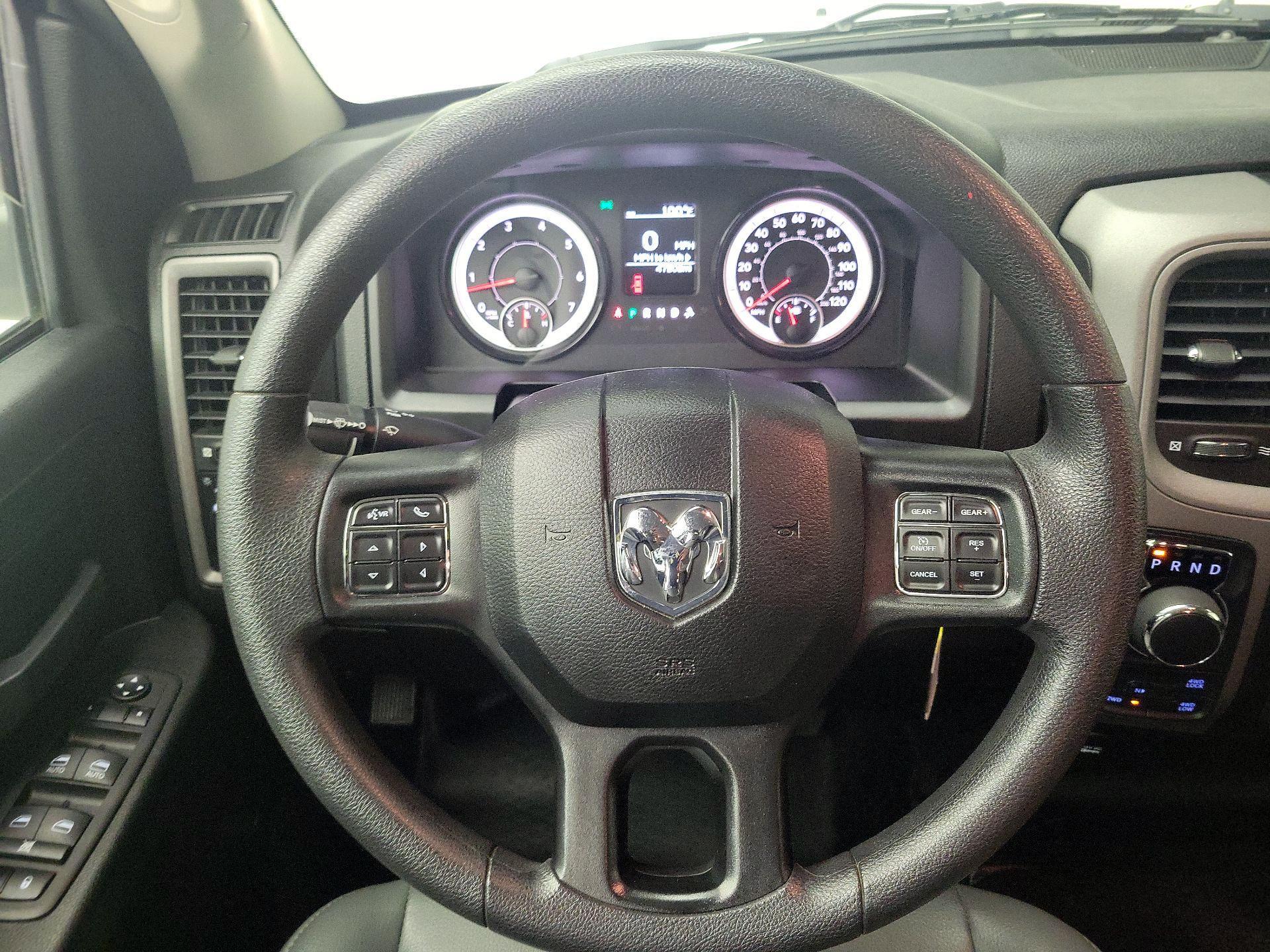 Thumbnail: 2023 RAM 1500 Classic - 10