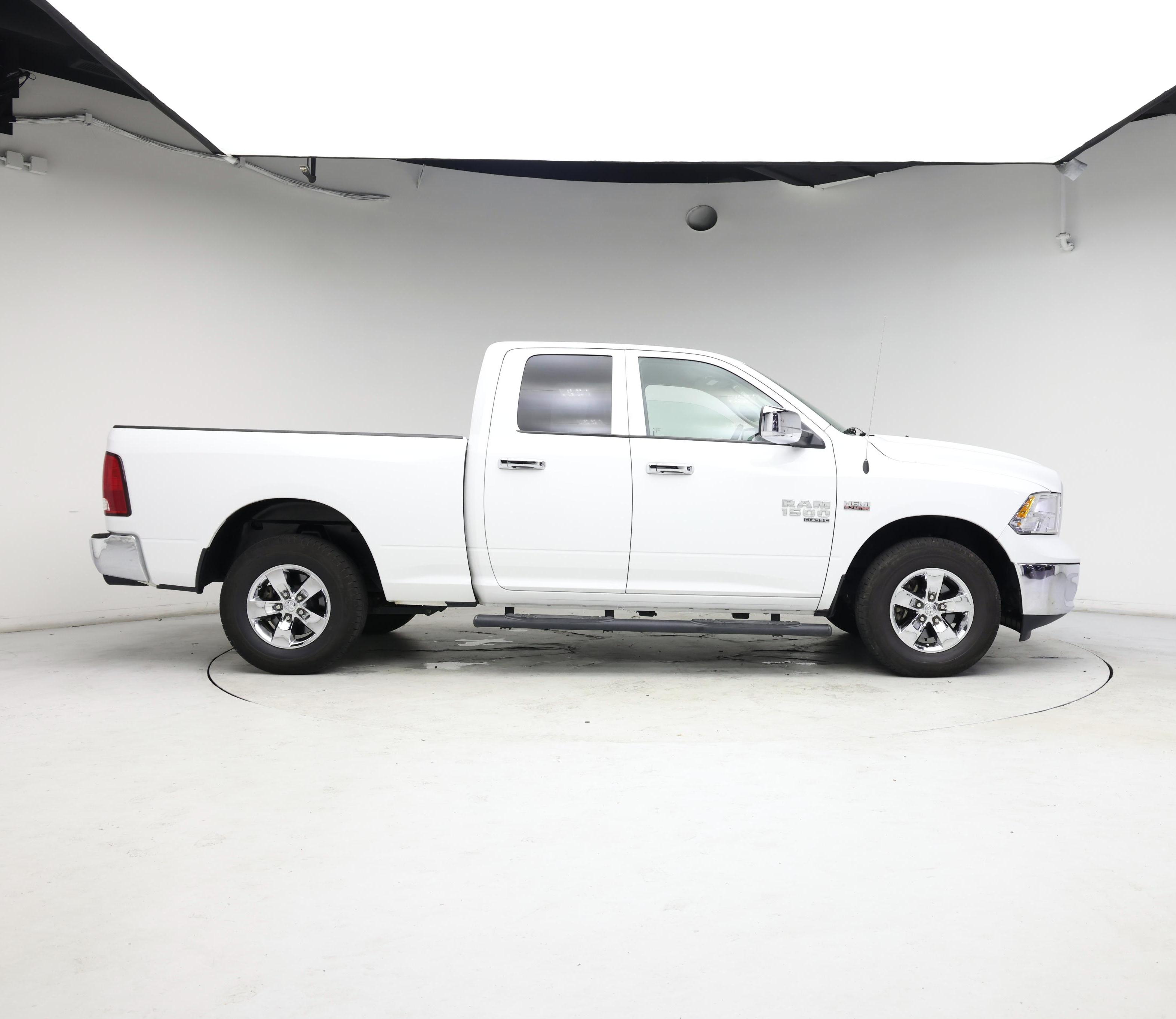 Thumbnail: 2023 RAM 1500 Classic - 7