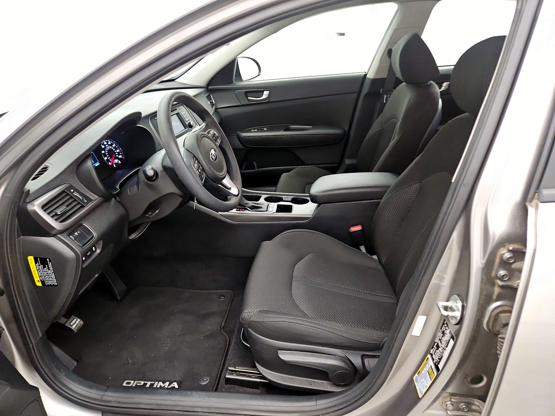Thumbnail: 2016 Kia Optima - 11