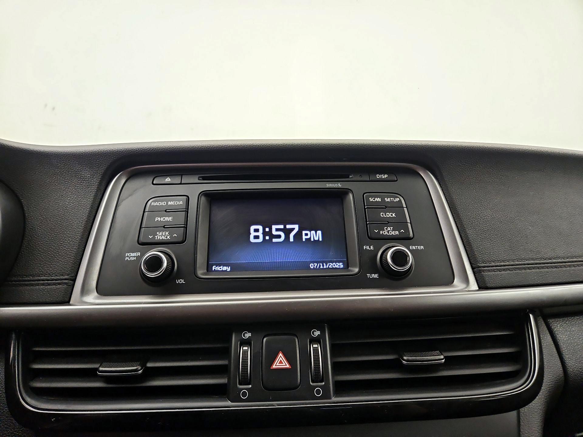 Thumbnail: 2016 Kia Optima - 15