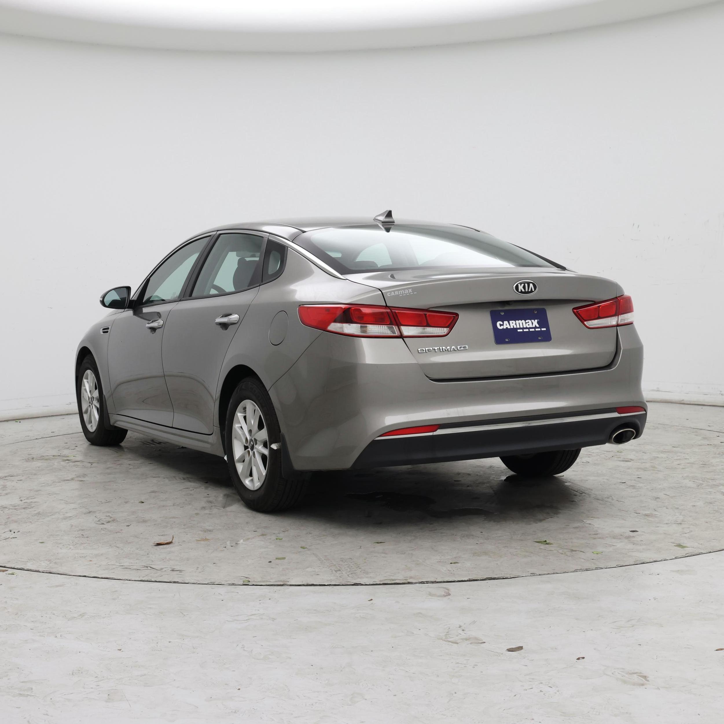 Thumbnail: 2016 Kia Optima - 2