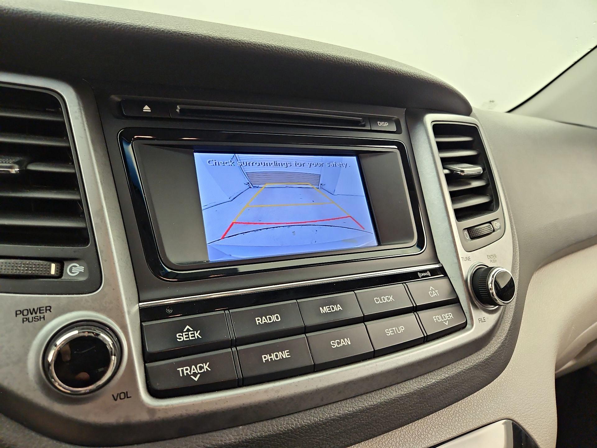 Thumbnail: 2016 Hyundai Tucson - 14