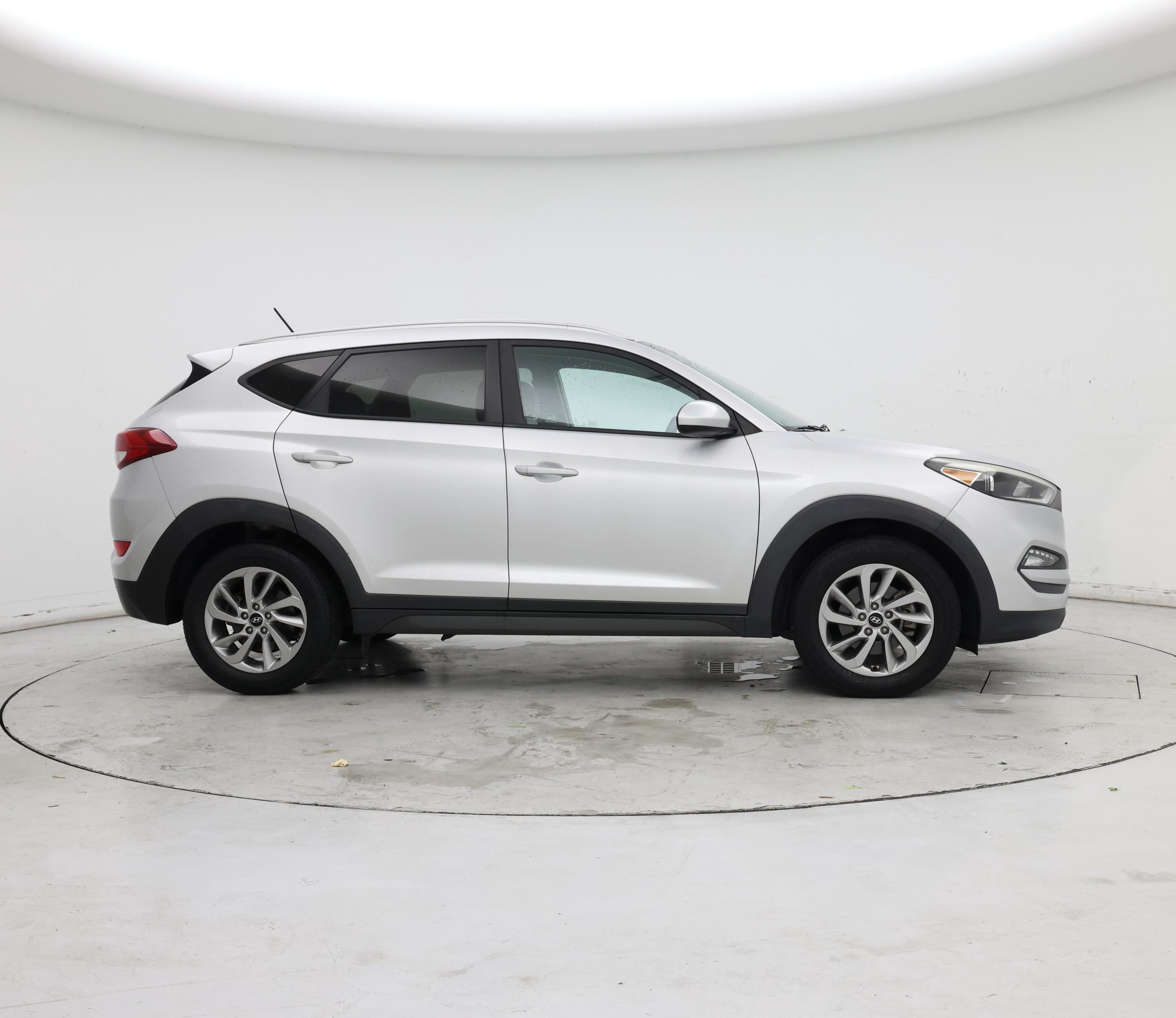 Thumbnail: 2016 Hyundai Tucson - 7