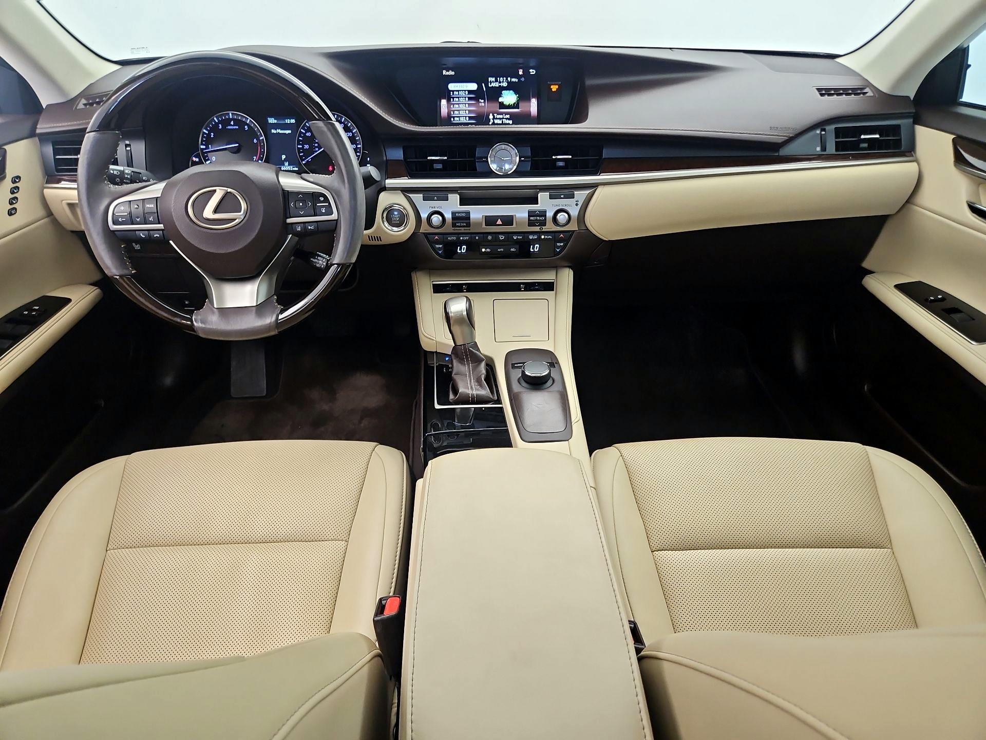 Thumbnail: 2018 Lexus ES - 9