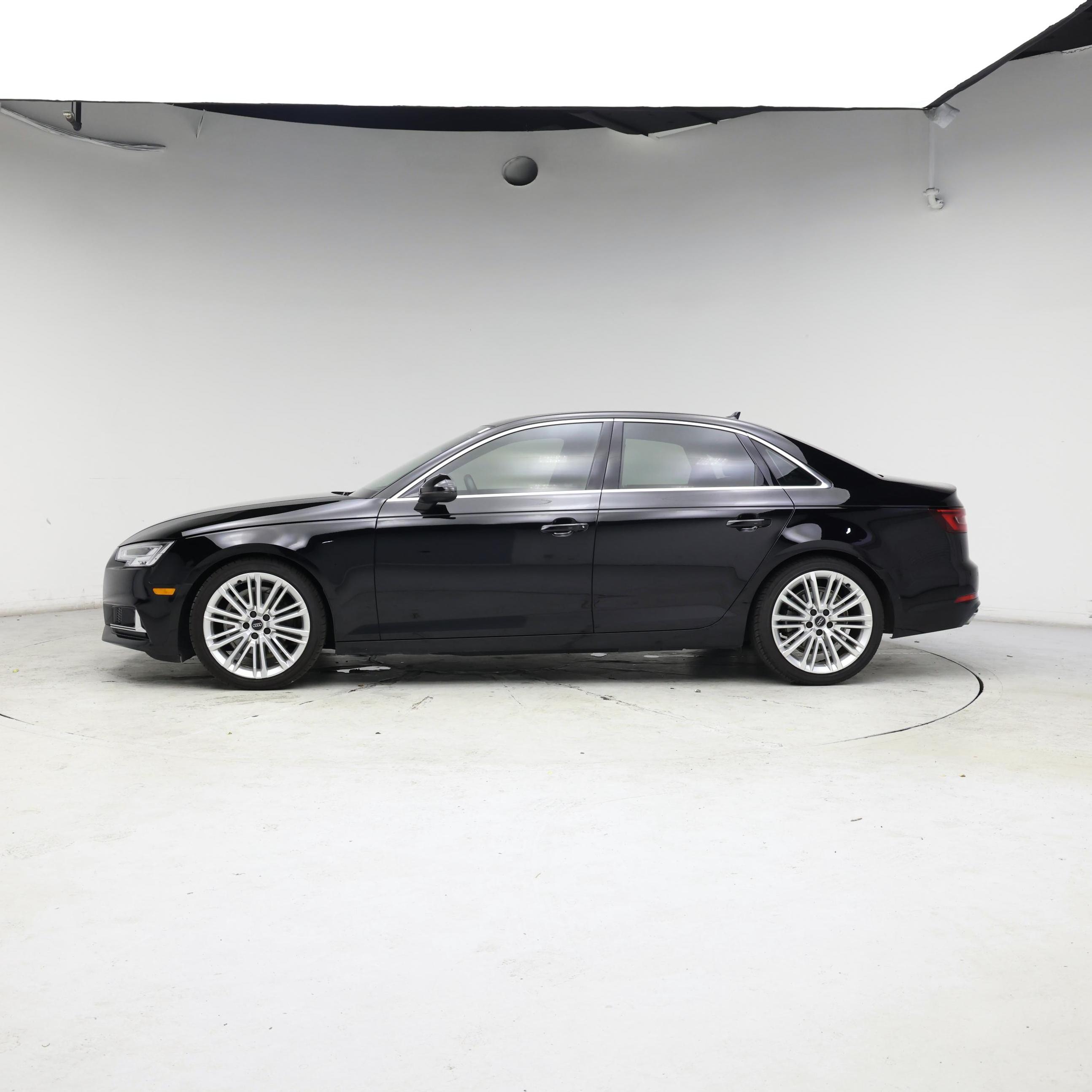 Thumbnail: 2019 Audi A4 - 3