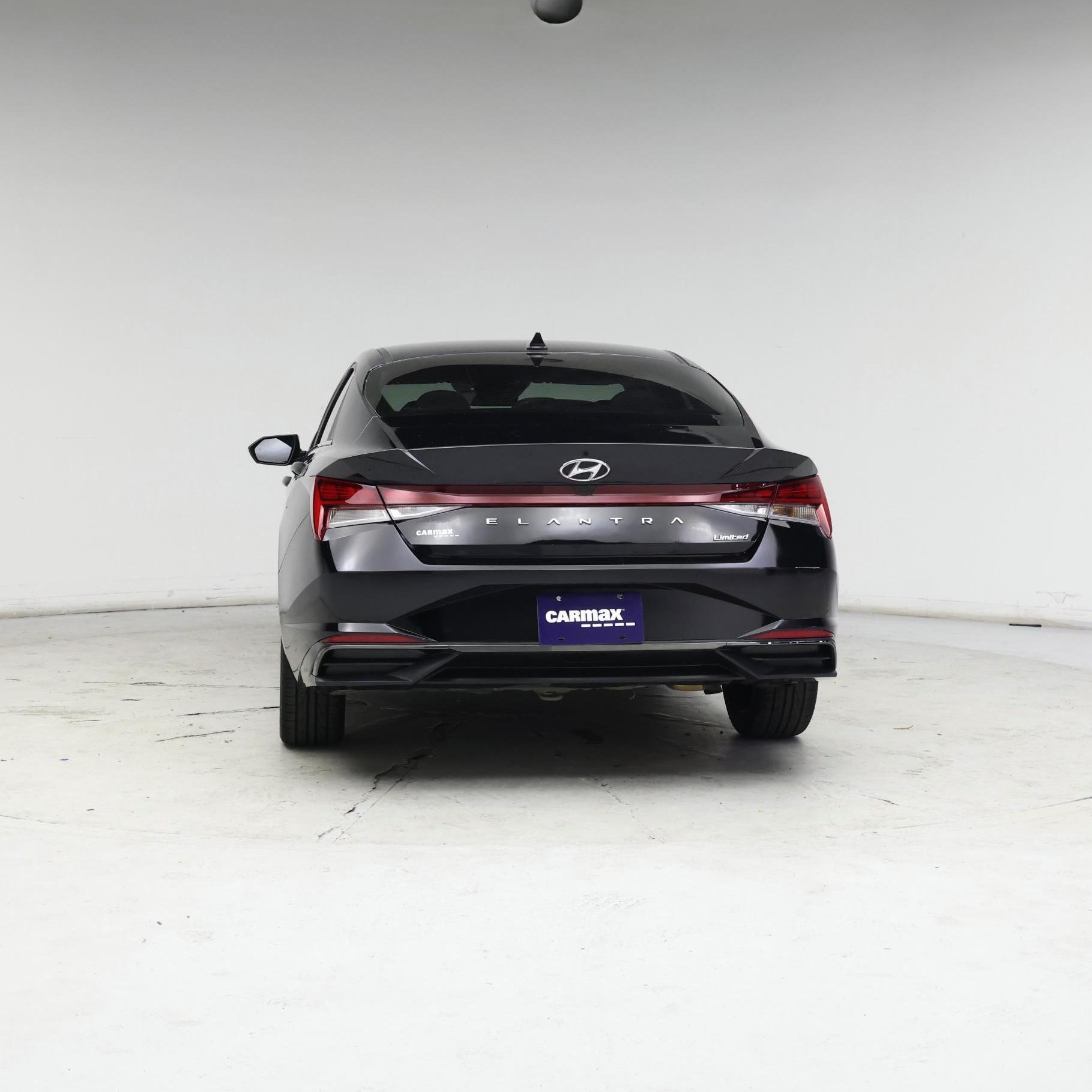 Thumbnail: 2023 Hyundai Elantra - 6