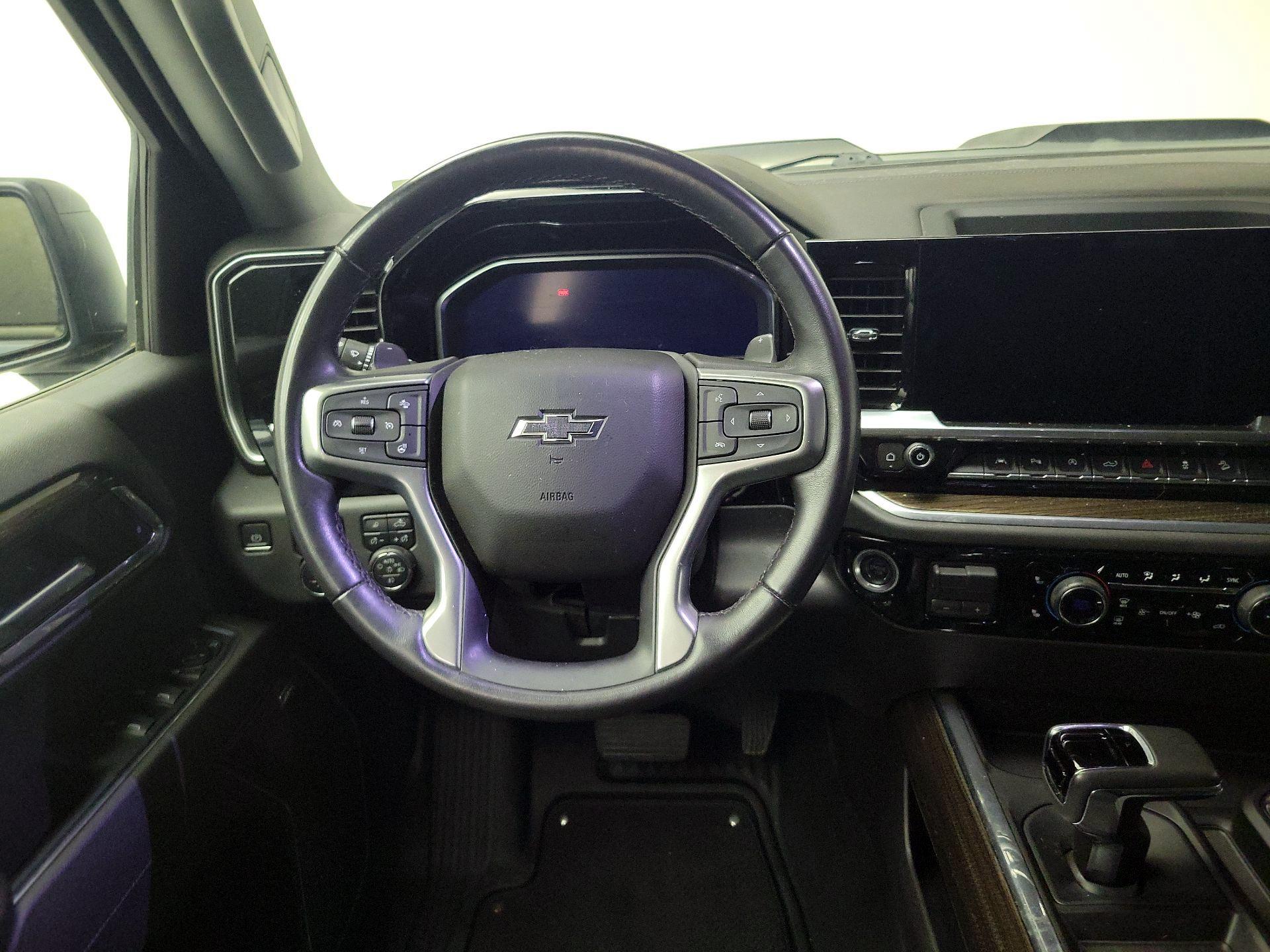 Thumbnail: 2022 Chevrolet Silverado 1500 - 10