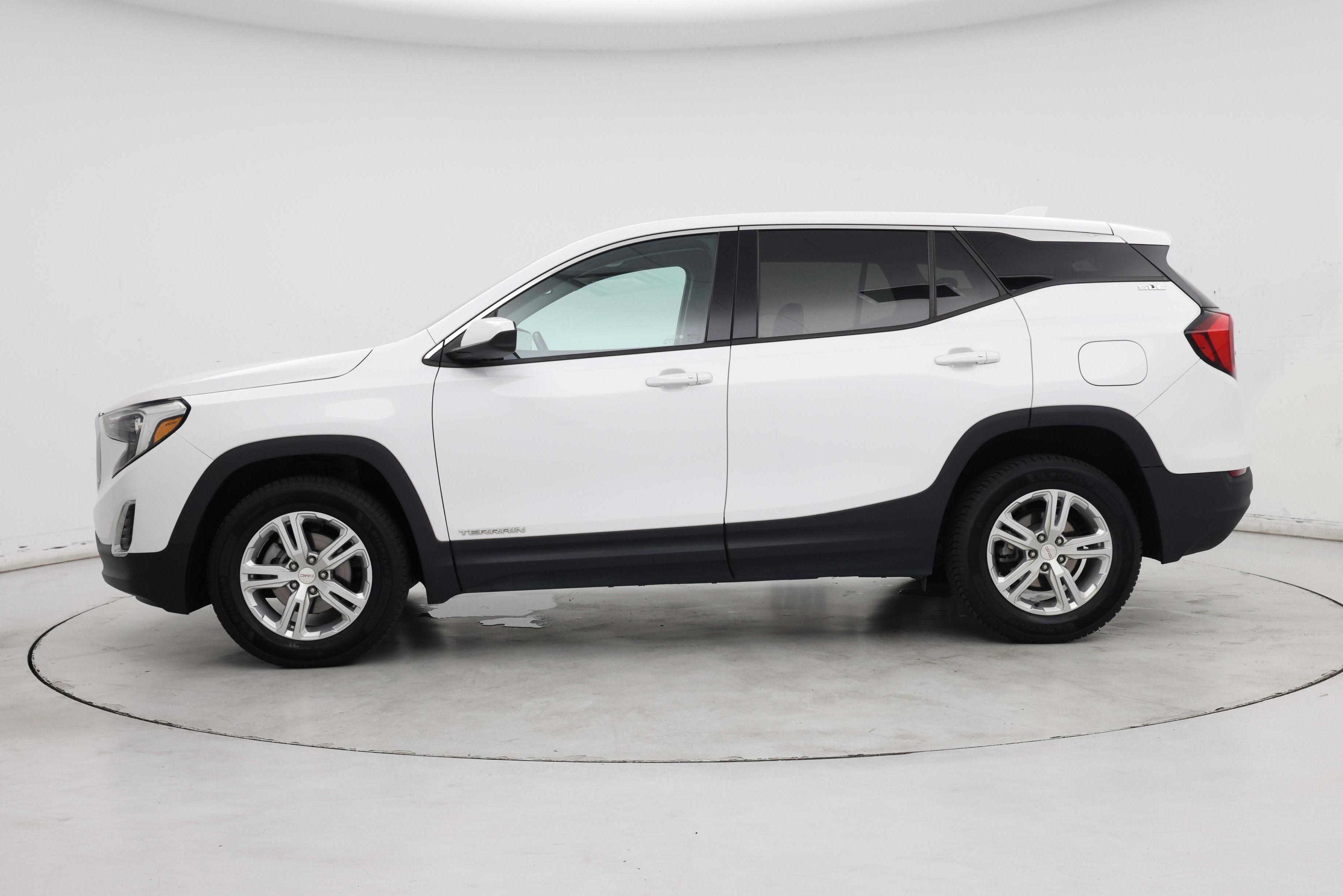 Thumbnail: 2020 GMC Terrain - 3