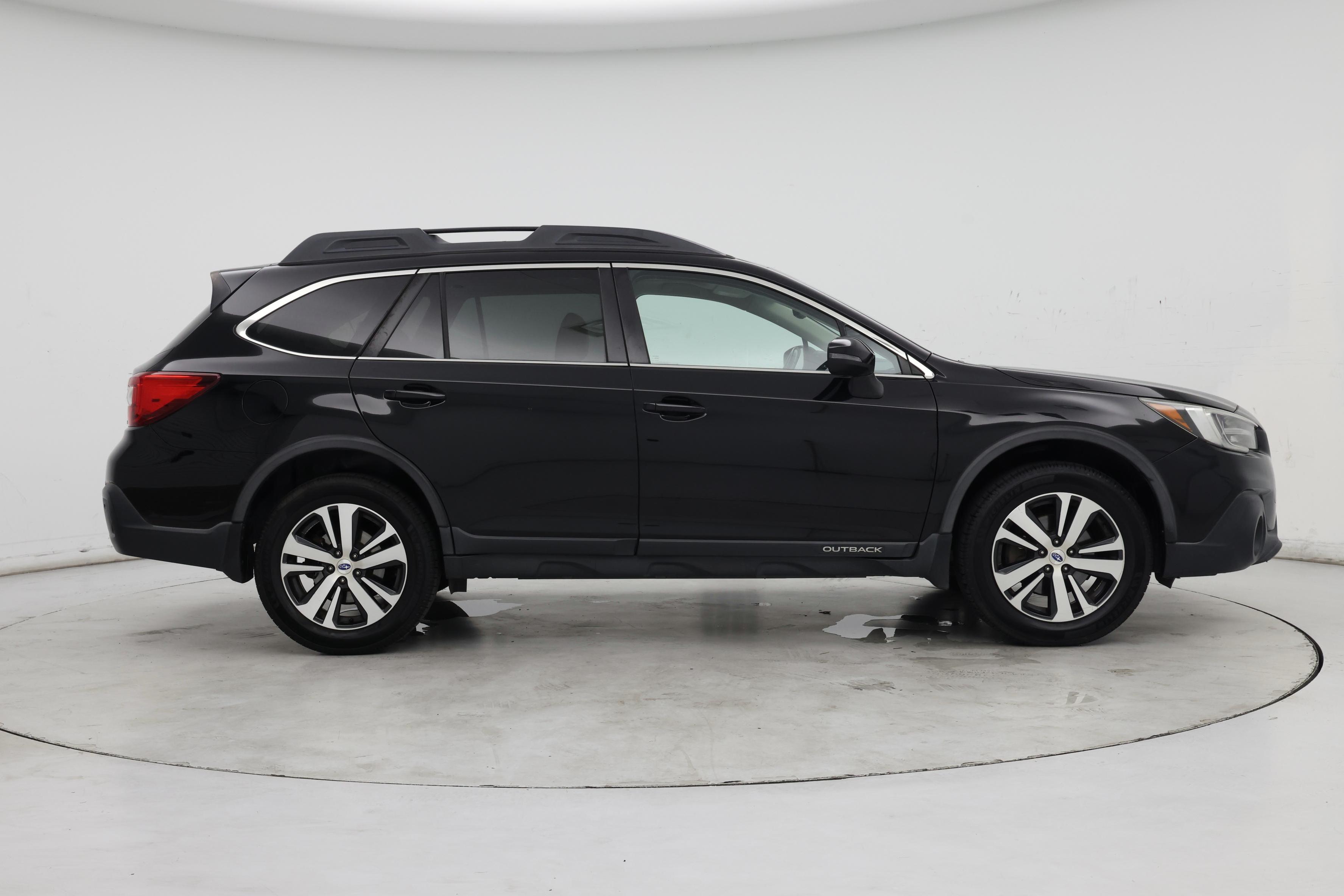 Thumbnail: 2018 Subaru Outback - 7