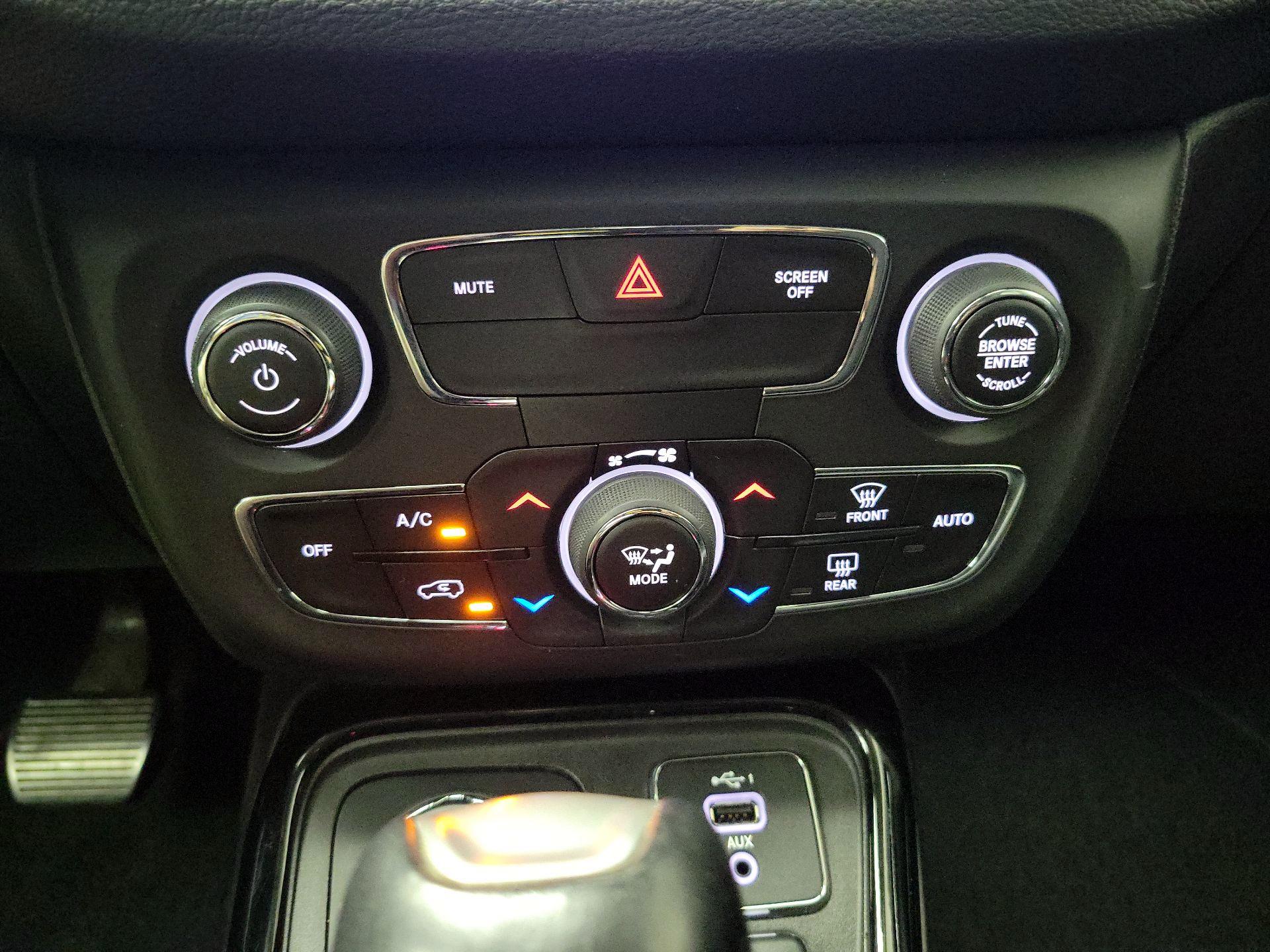 Thumbnail: 2019 Jeep Compass - 16