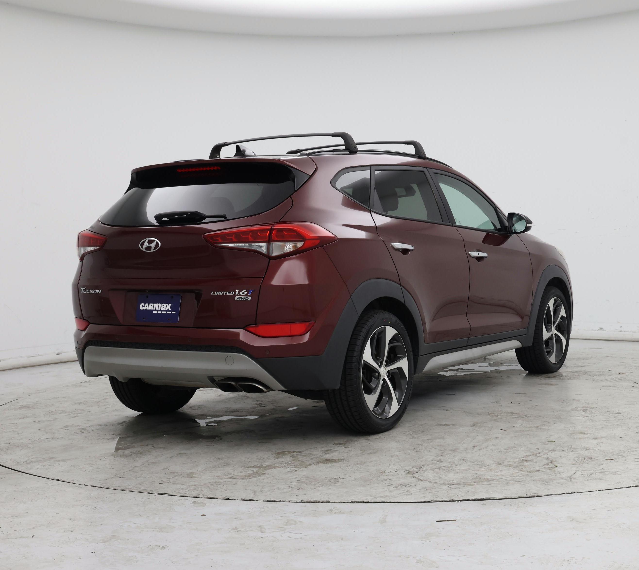 Thumbnail: 2017 Hyundai Tucson - 8