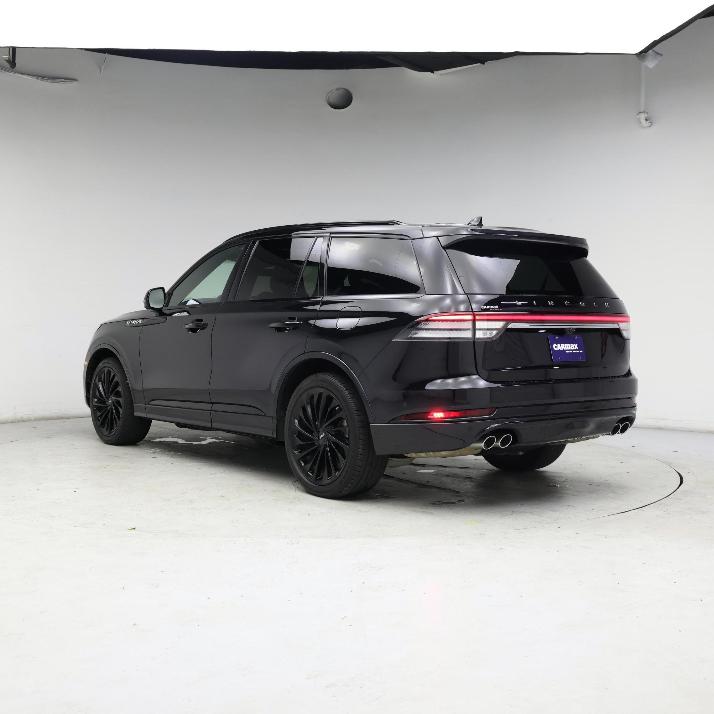 Thumbnail: 2023 Lincoln Aviator - 2
