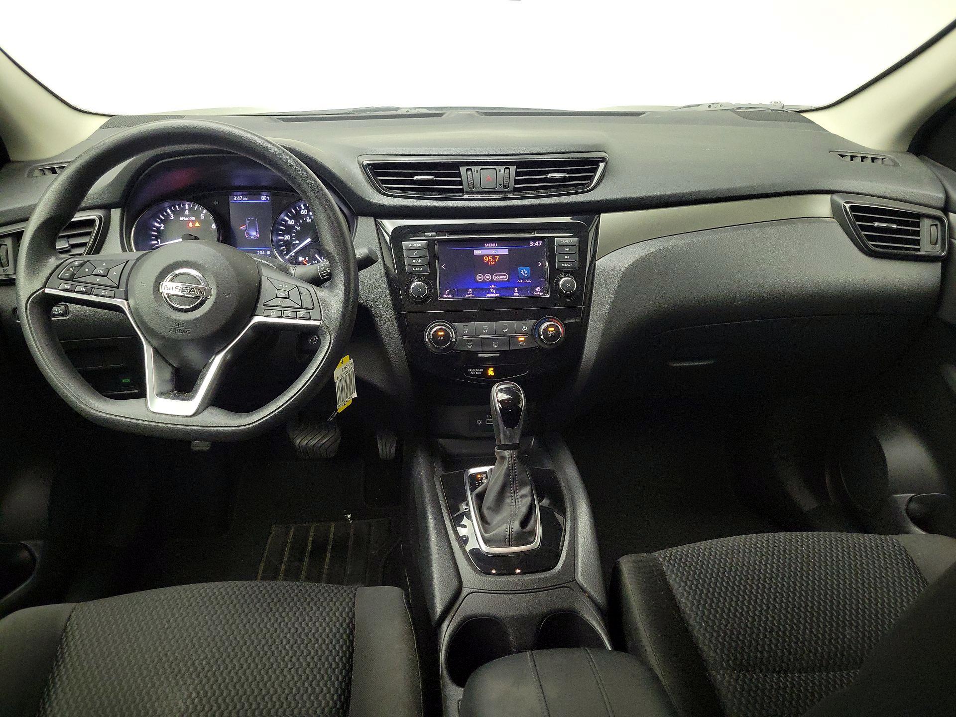 Thumbnail: 2019 Nissan Rogue Sport - 9