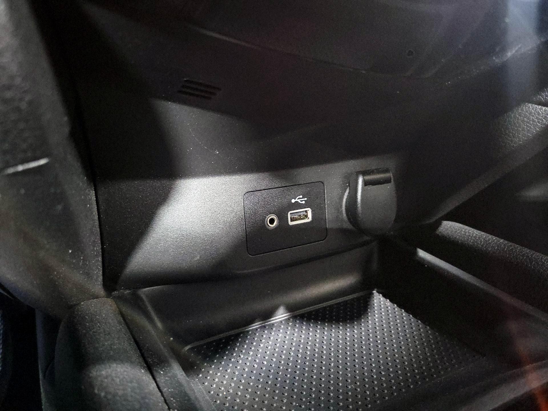 Thumbnail: 2019 Nissan Rogue Sport - 18