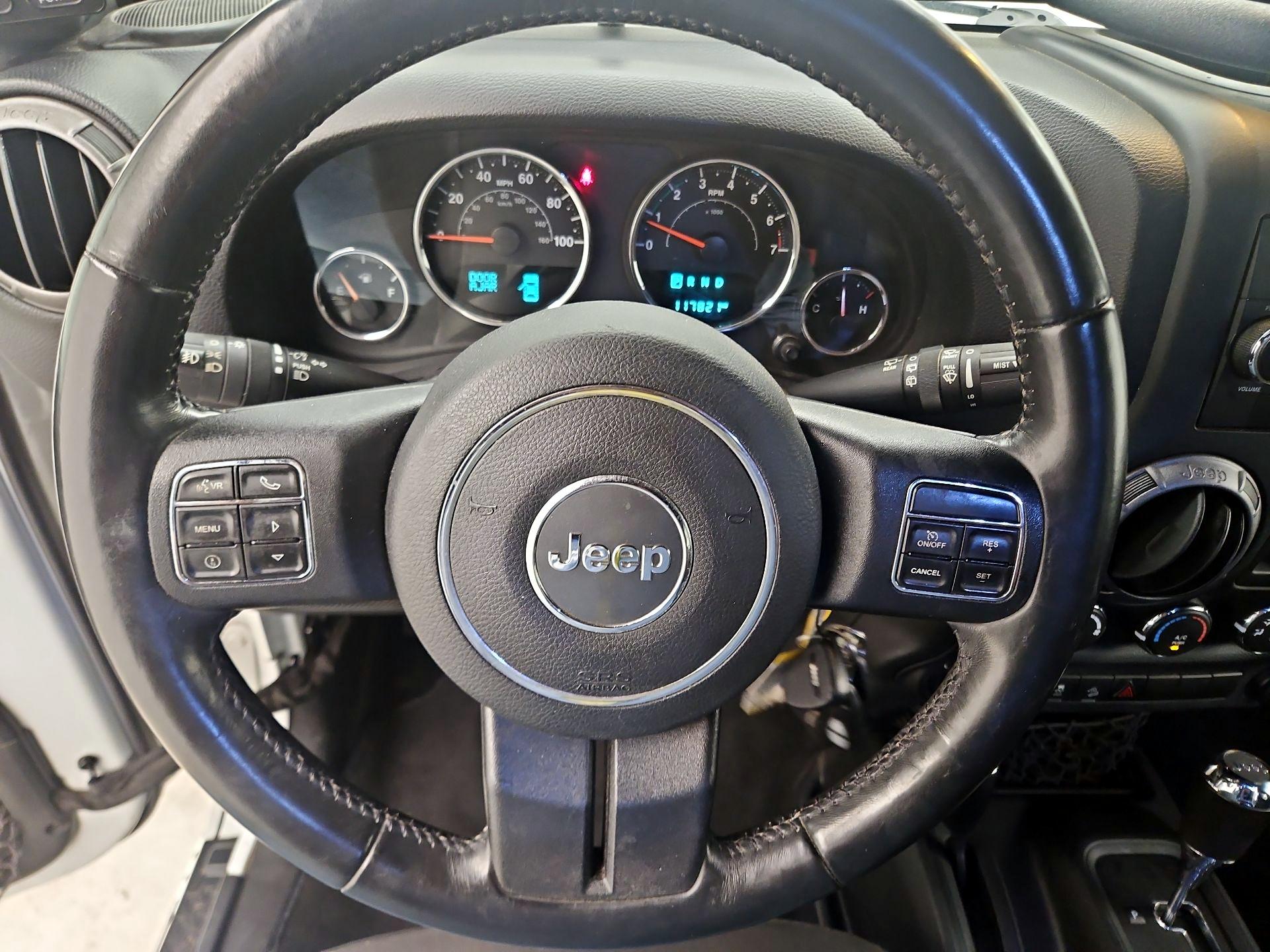 Thumbnail: 2017 Jeep Wrangler - 10