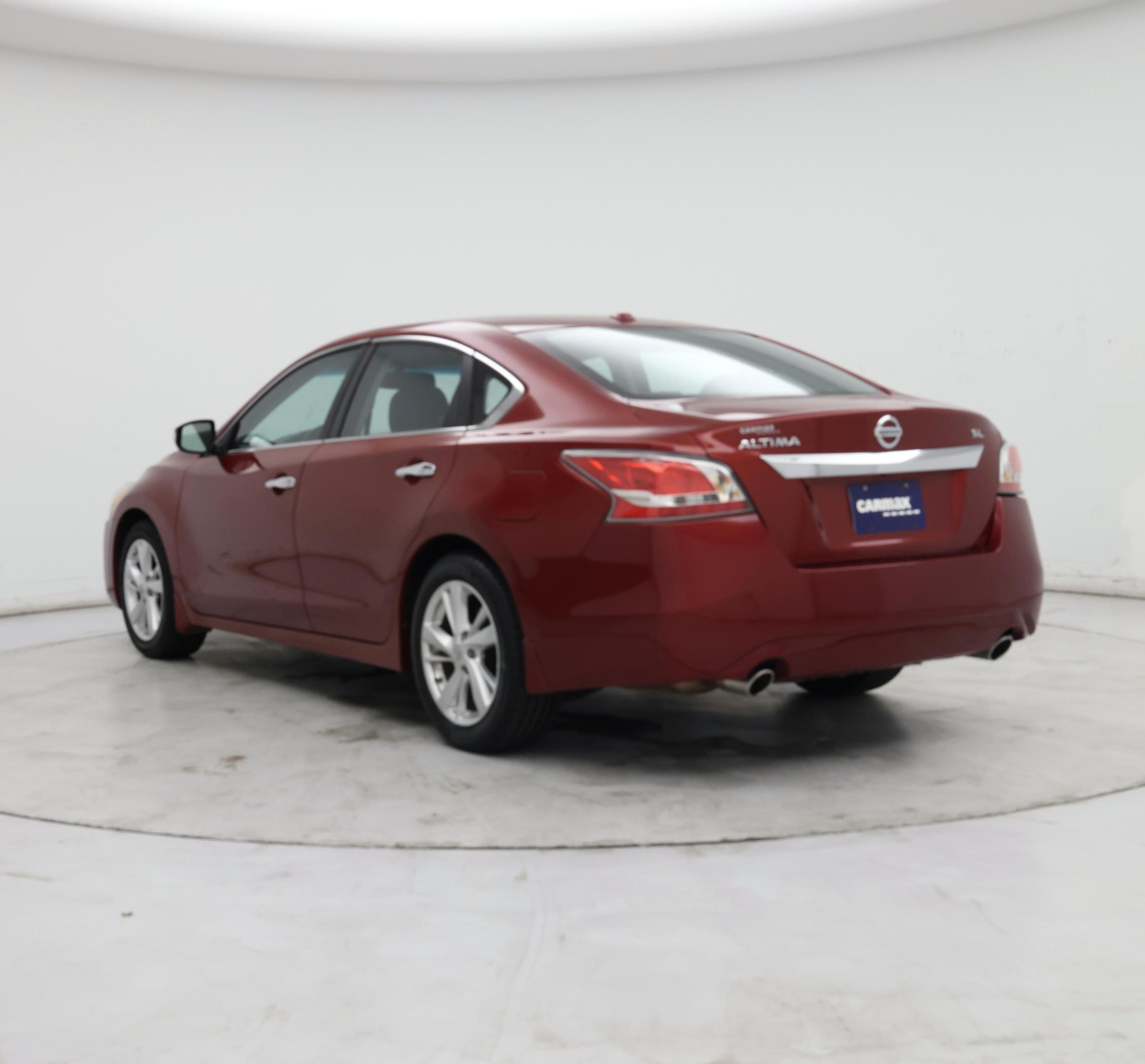 Thumbnail: 2015 Nissan Altima - 2