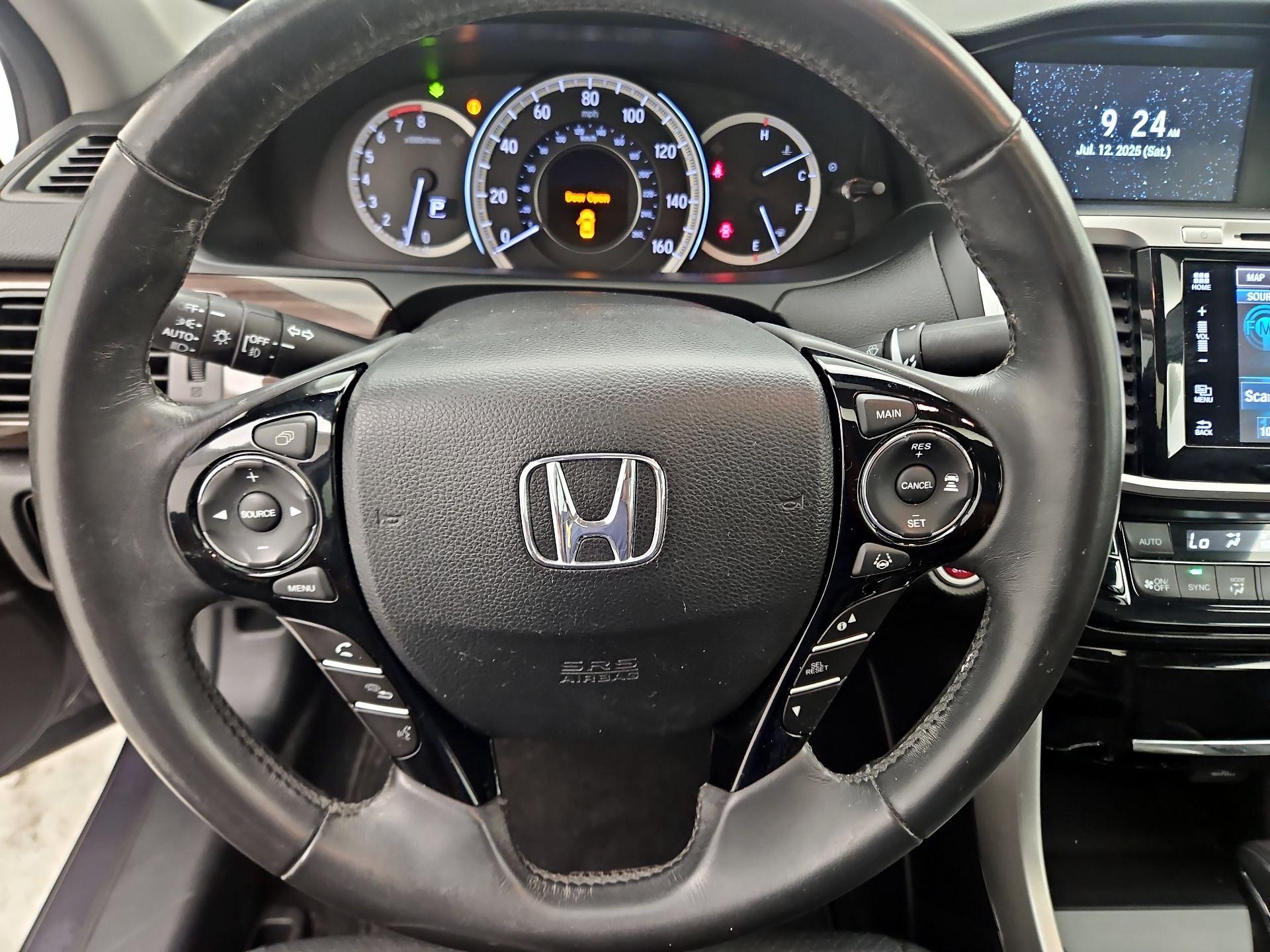 Thumbnail: 2017 Honda Accord - 10