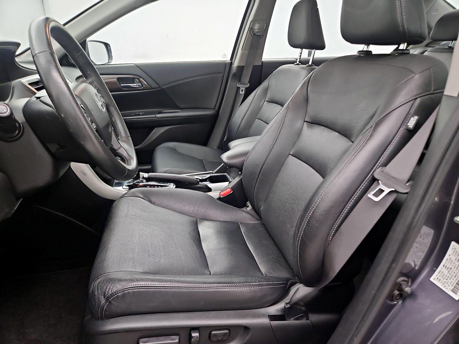 Thumbnail: 2017 Honda Accord - 11