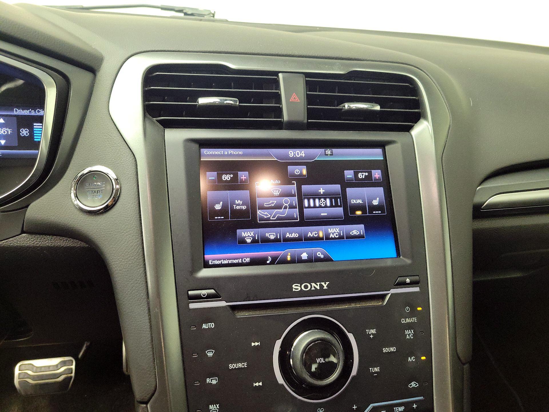 Thumbnail: 2014 Ford Fusion - 17