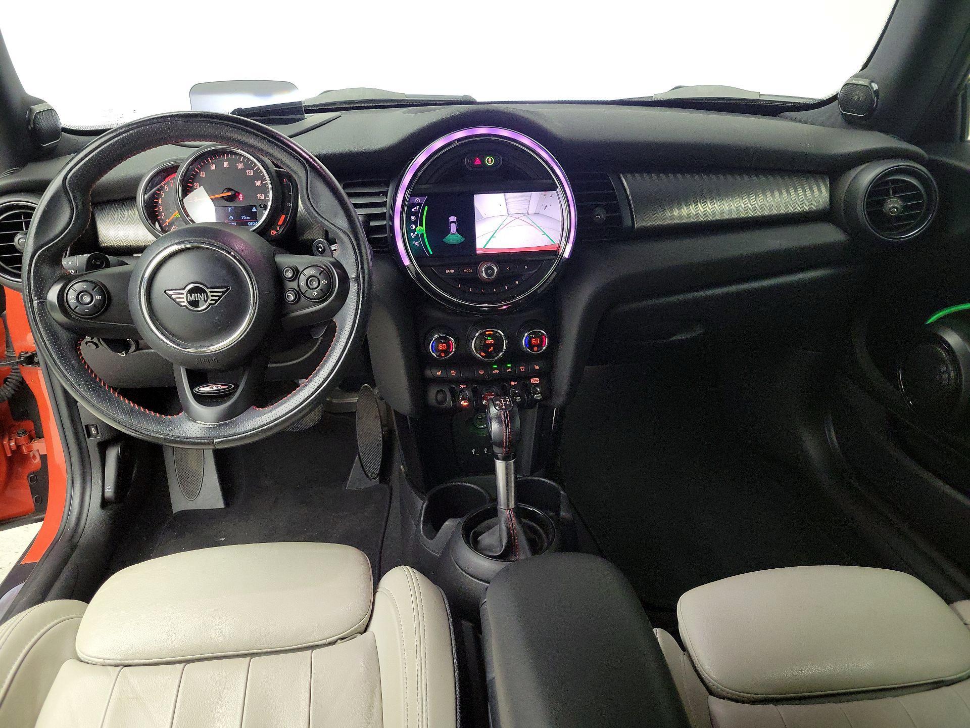 Thumbnail: 2019 MINI Cooper Hardtop - 9