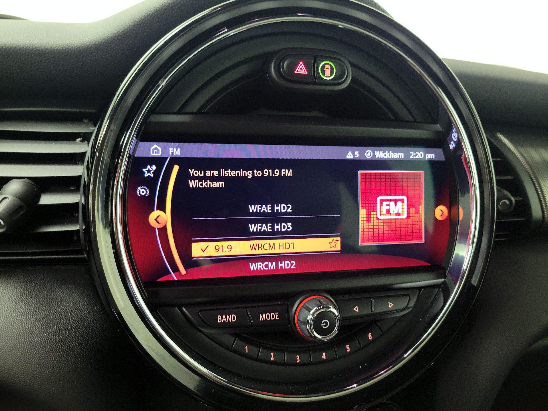 Thumbnail: 2019 MINI Cooper Hardtop - 16