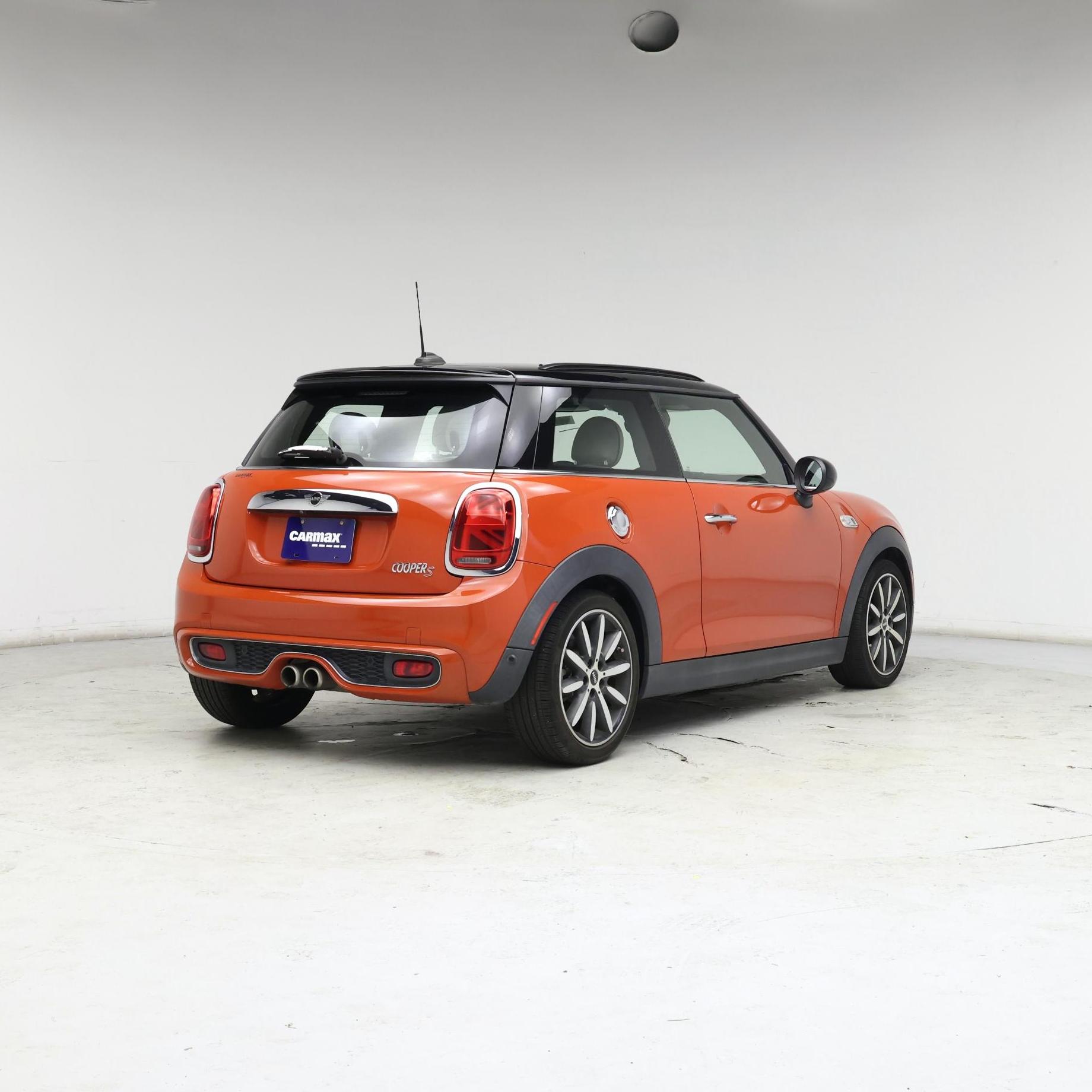 Thumbnail: 2019 MINI Cooper Hardtop - 8
